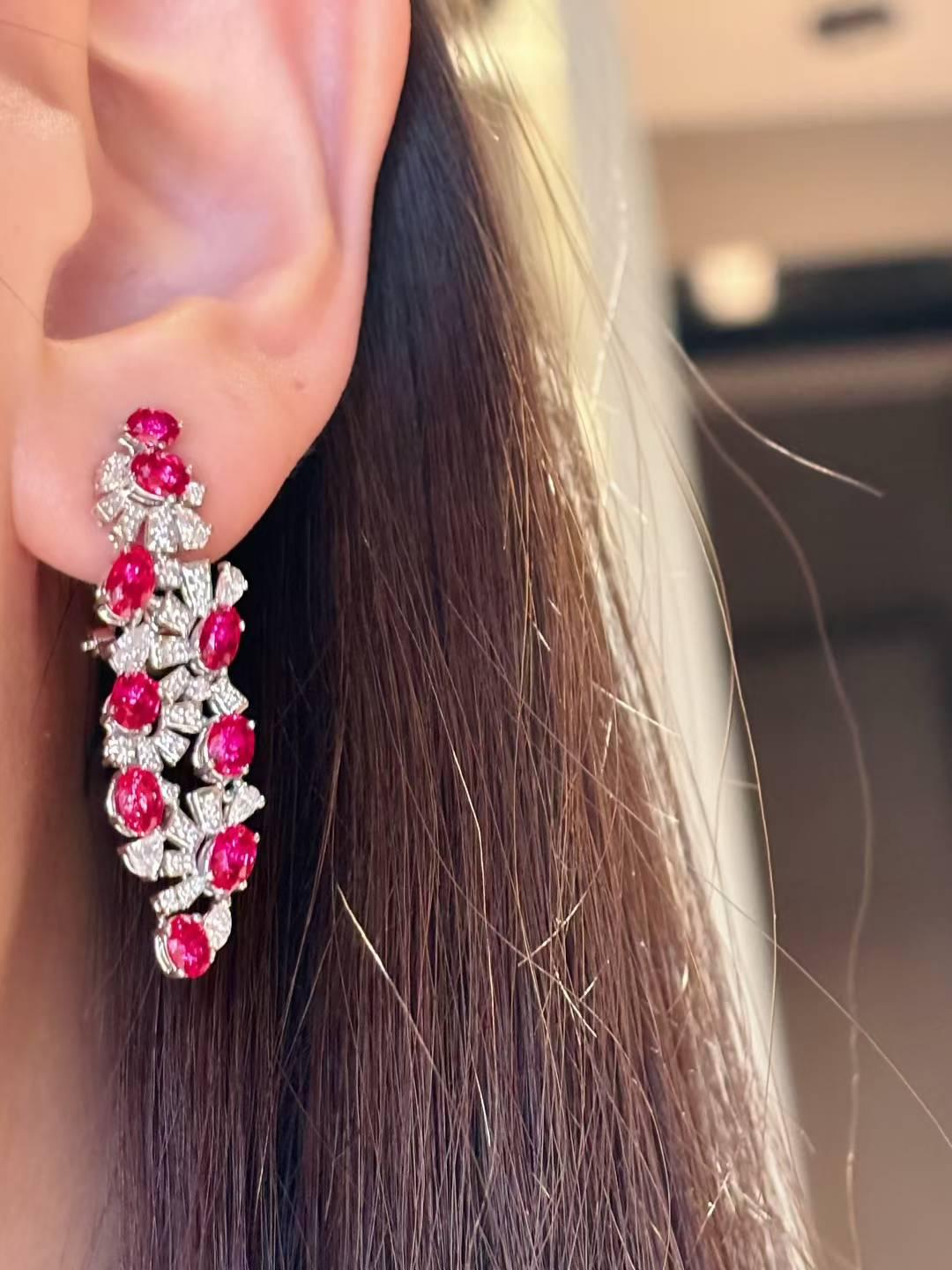 Rubin-Tropfen-Ohrringe mit Diamanten Damen im Angebot