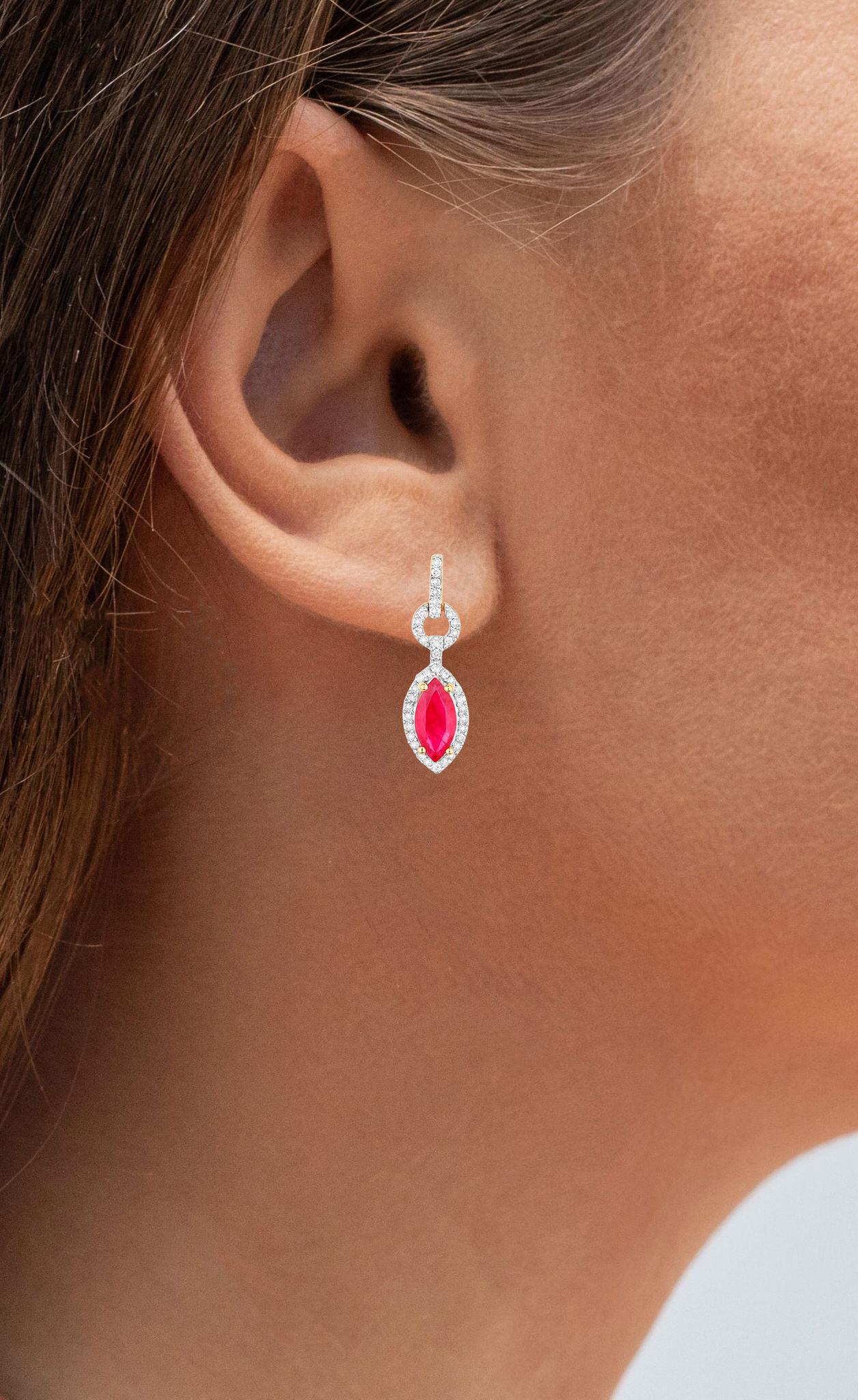 Taglio marquise Ruby Earrings Diamonds 1.2 Carats 14K Yellow Gold in vendita