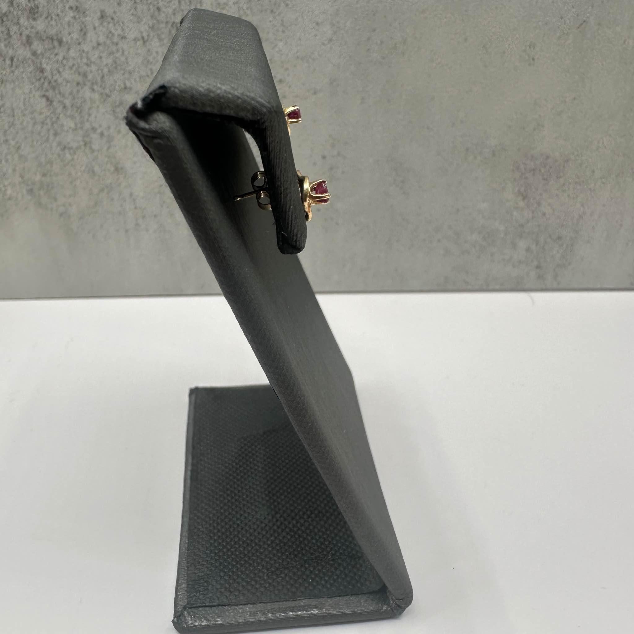 Taglio rotondo Orecchini di rubini in oro giallo 14kt - Rubini tondi da 3 mm, chiusura a pressione, usati in vendita