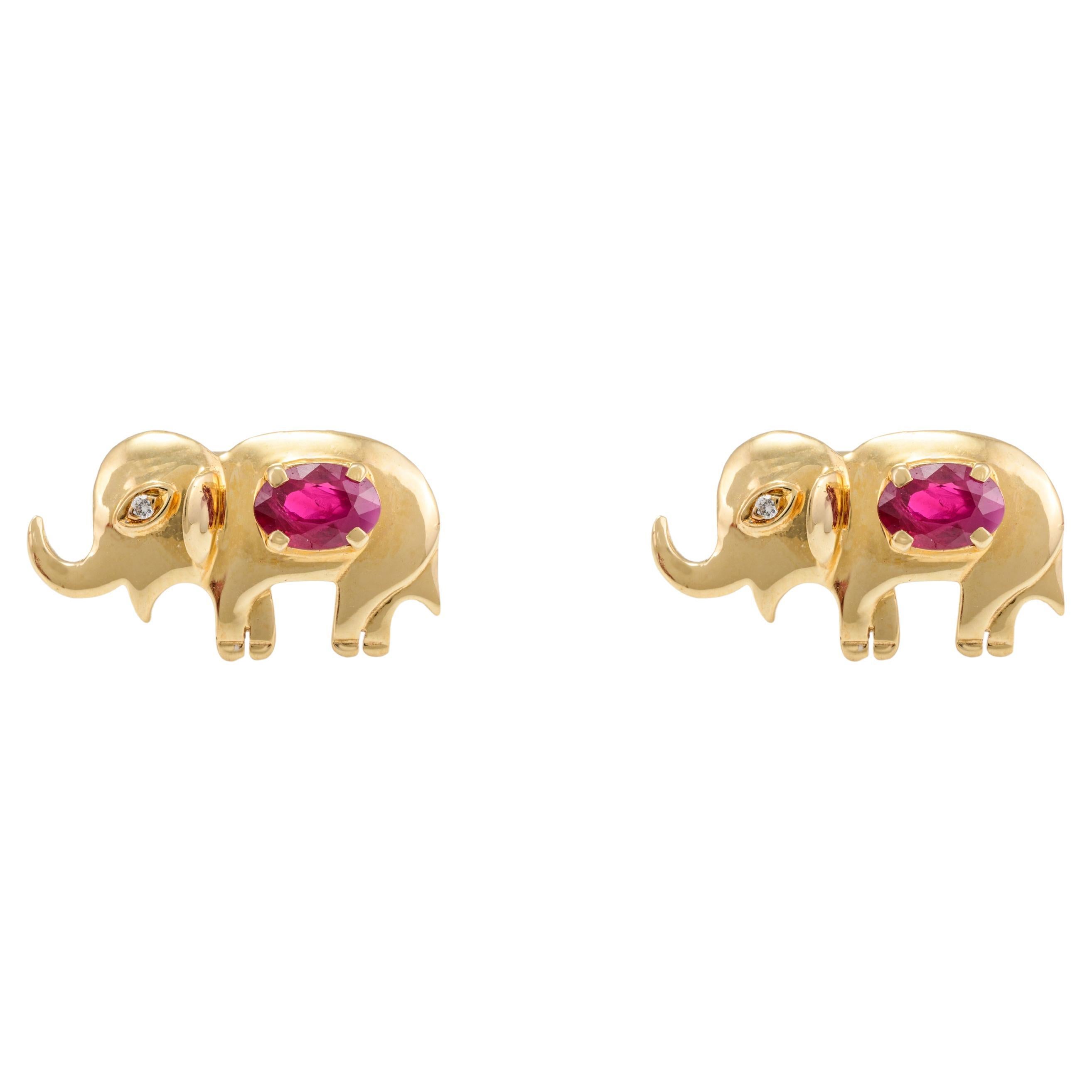 Boucles d'oreilles en or jaune massif 18k avec un vrai rubis et un éléphant, cadeau pour elle en vente