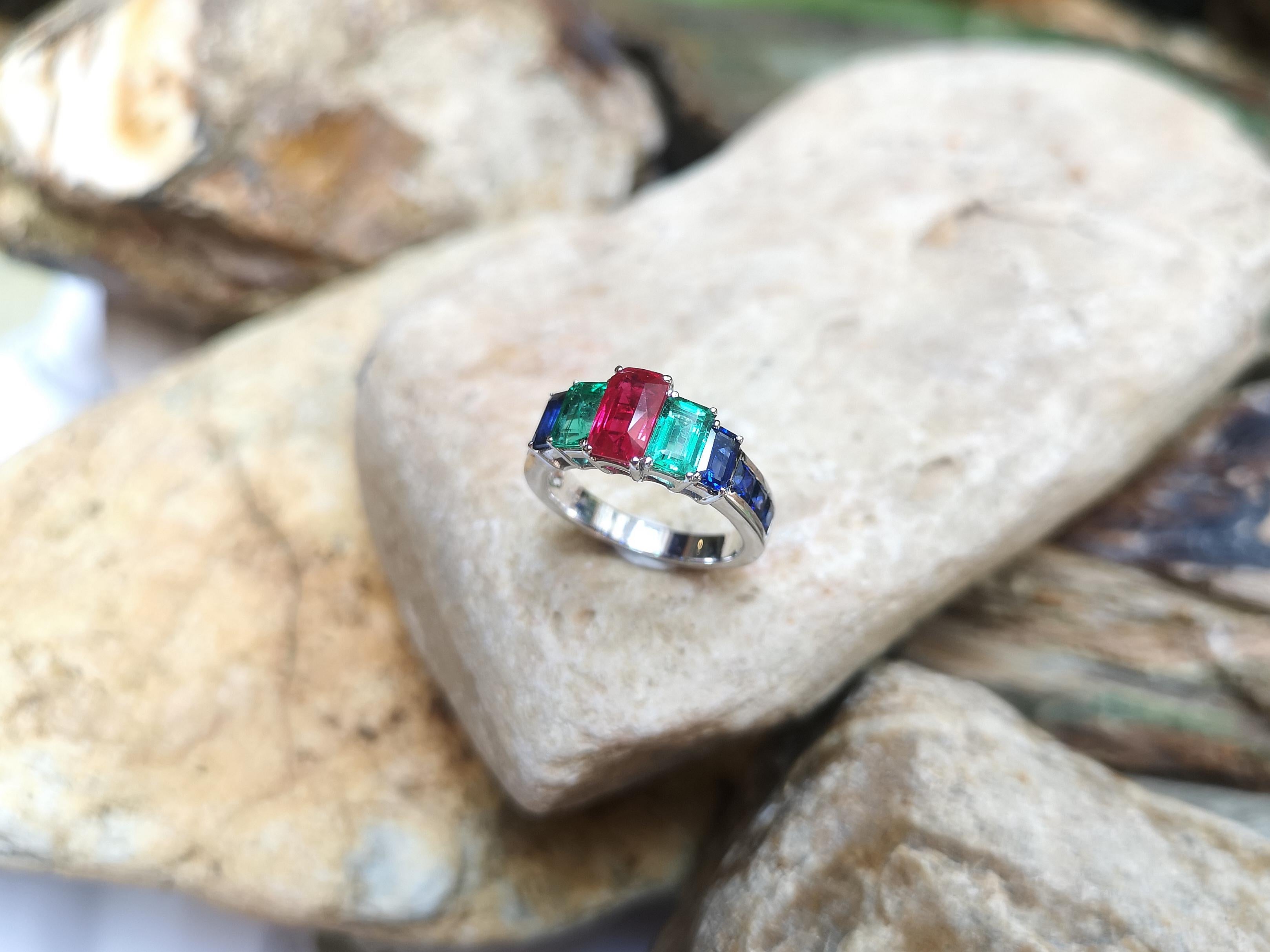 Women's Ruby, Emerald and Blue Sapphire Ring Set in 18 Karat White Gold Settings For Sale