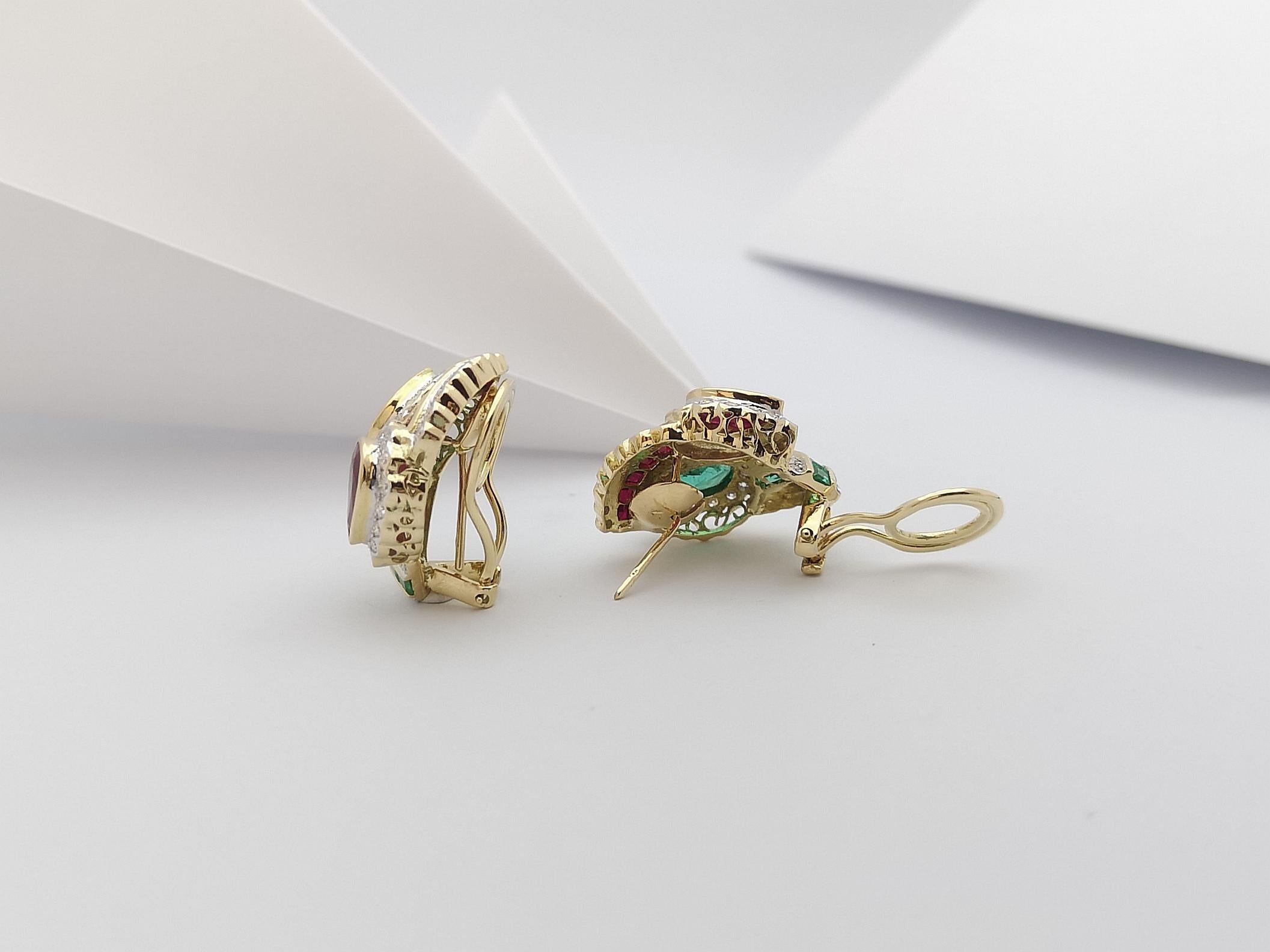 Ruby, Emerald and Diamond  Earrings set in 18 Karat Gold Settings For Sale 4