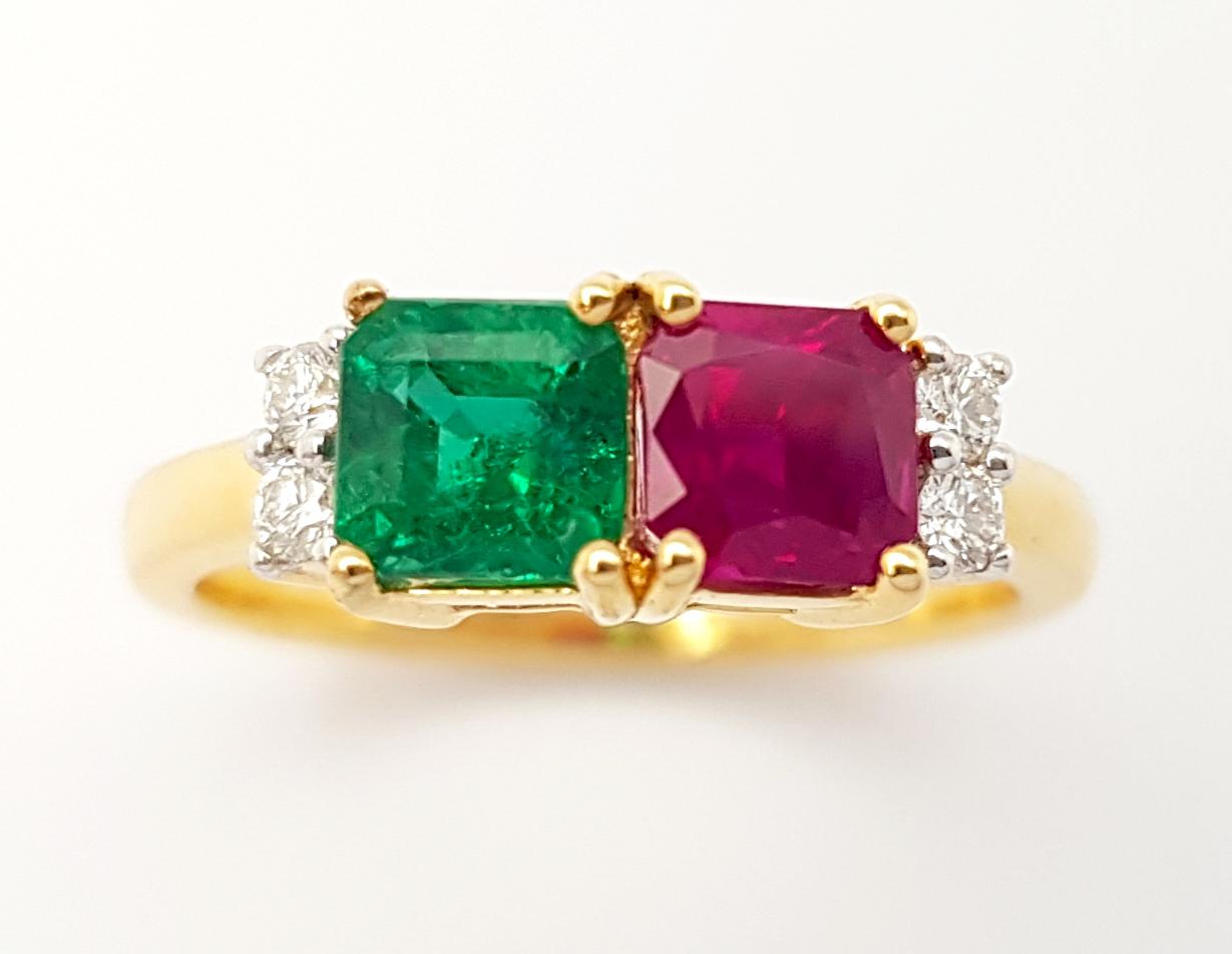Ring mit Rubin, Smaragd und Diamant in 18 Karat Goldfassungen gefasst im Angebot 1
