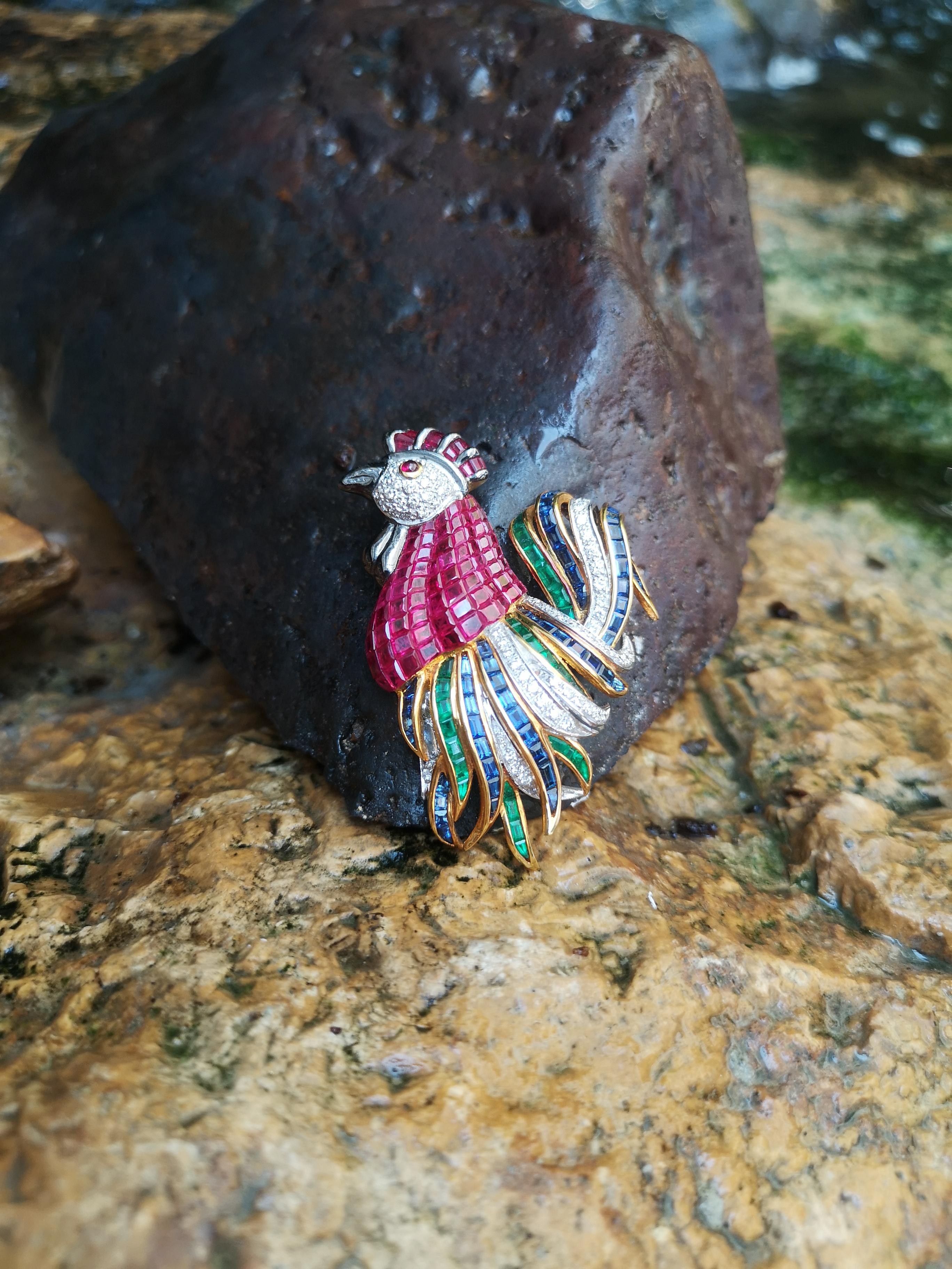 Ruby, Emerald, Blue Sapphire, Diamond Rooster Brooch Set in 18K In New Condition In Bangkok, TH