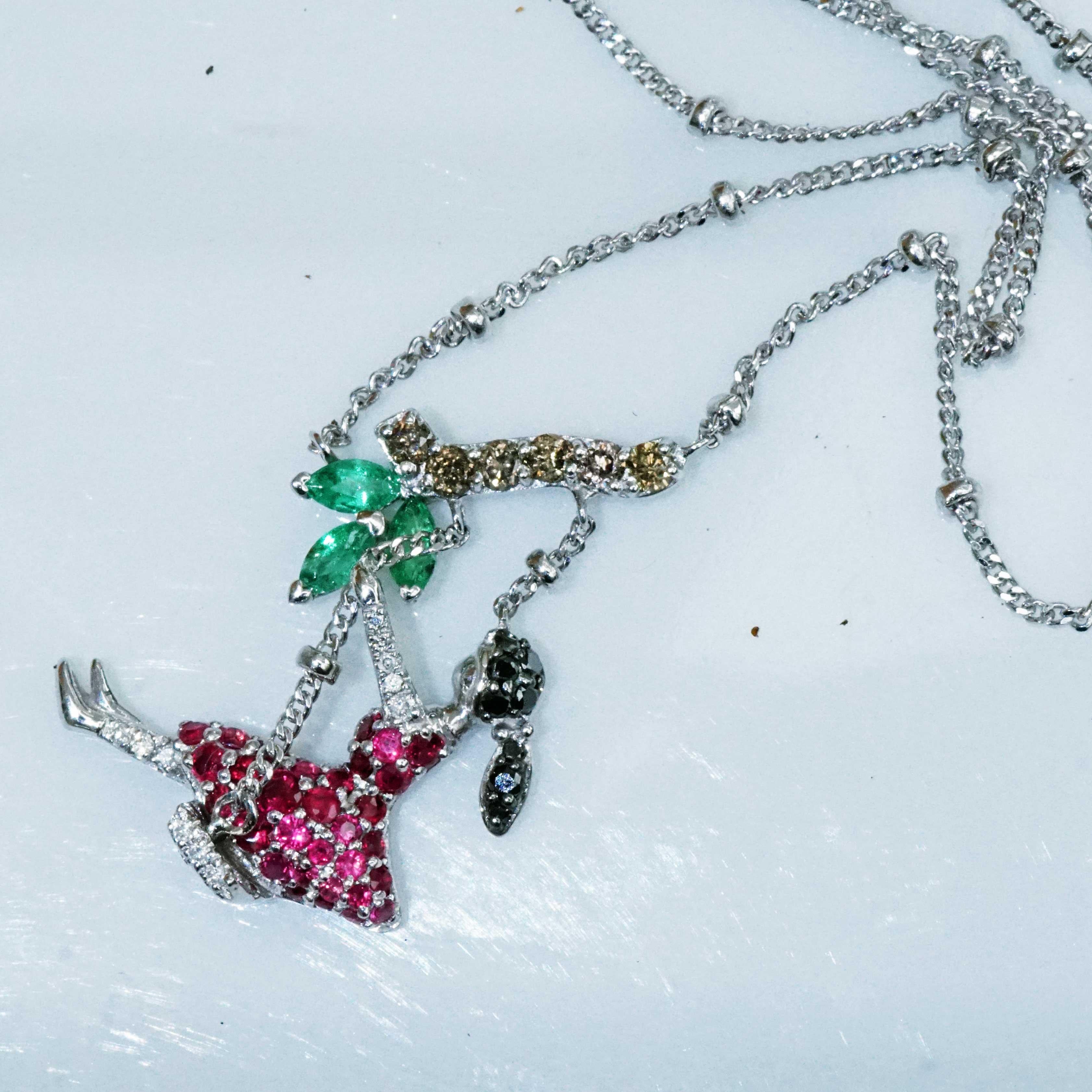 Halskette mit Rubin-Rubin-Smaragd-Diamant-Halskette, hübsches Motiv eines Schaukelmädchens, skulpturales Design (Moderne) im Angebot