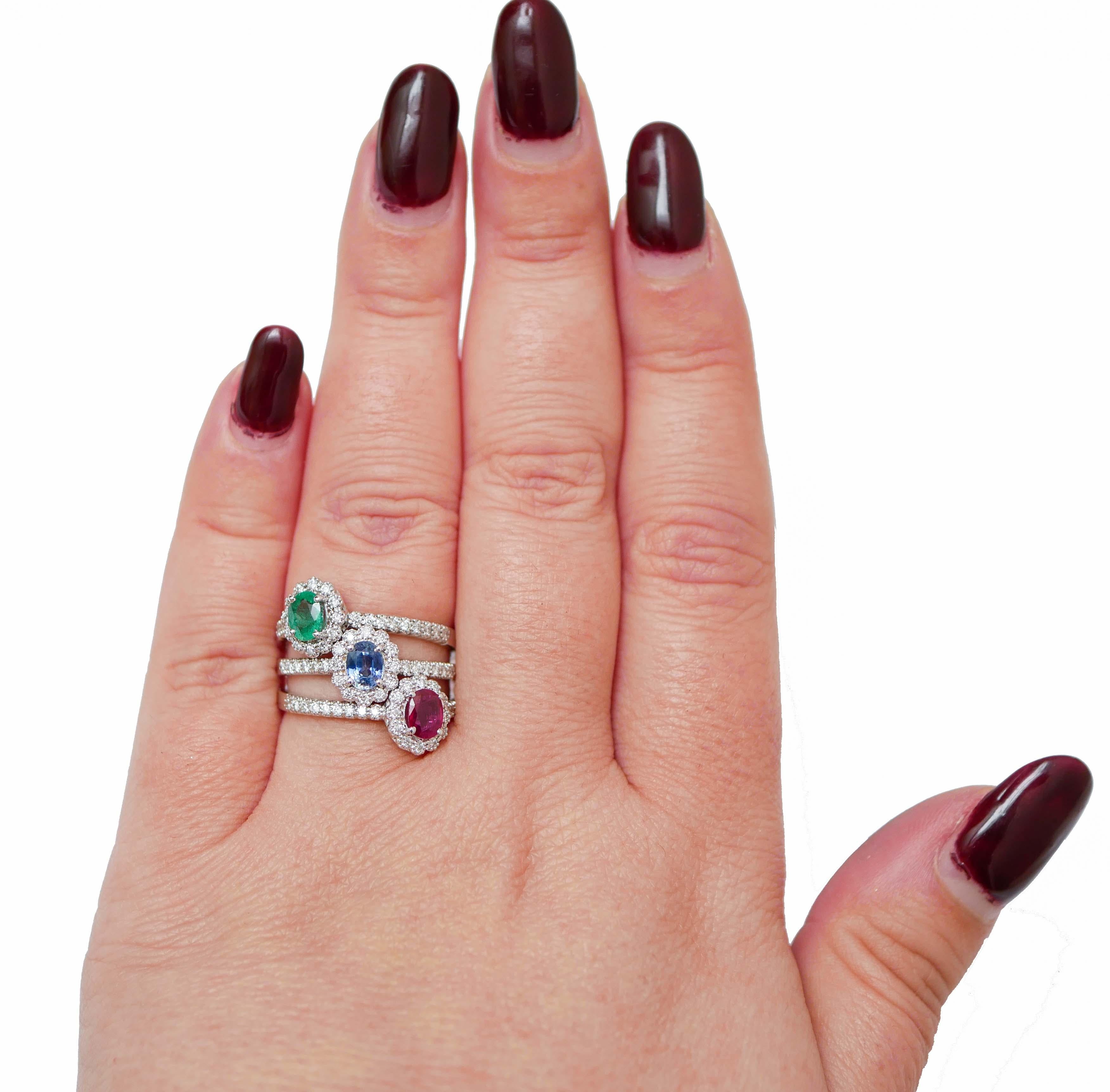 Ruby, Emerald, Sapphire, Diamonds, 18 Karat White Gold Ring. In New Condition For Sale In Marcianise, Marcianise (CE)