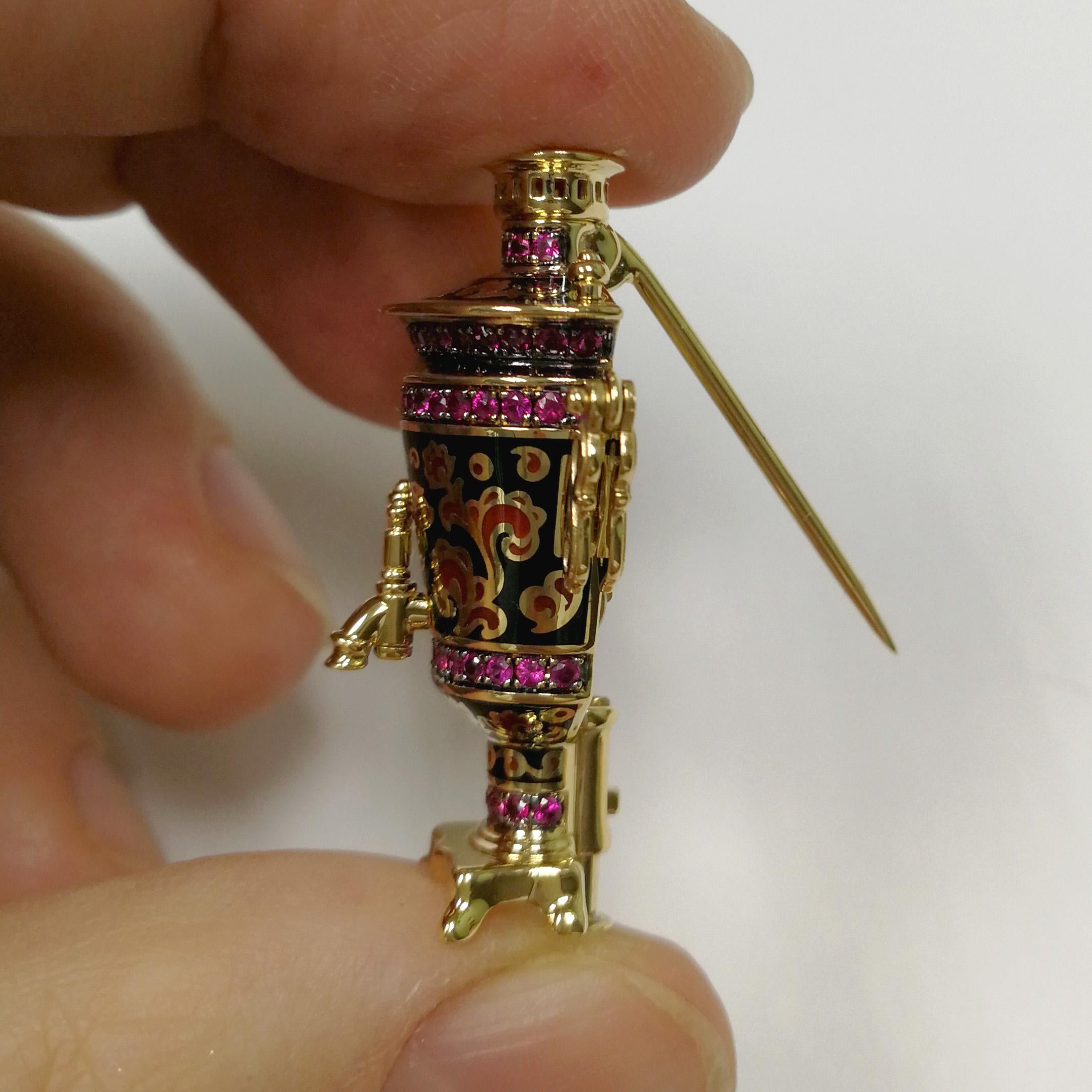 Round Cut Ruby Enamel 18 Karat Yellow Gold Samovar Brooch