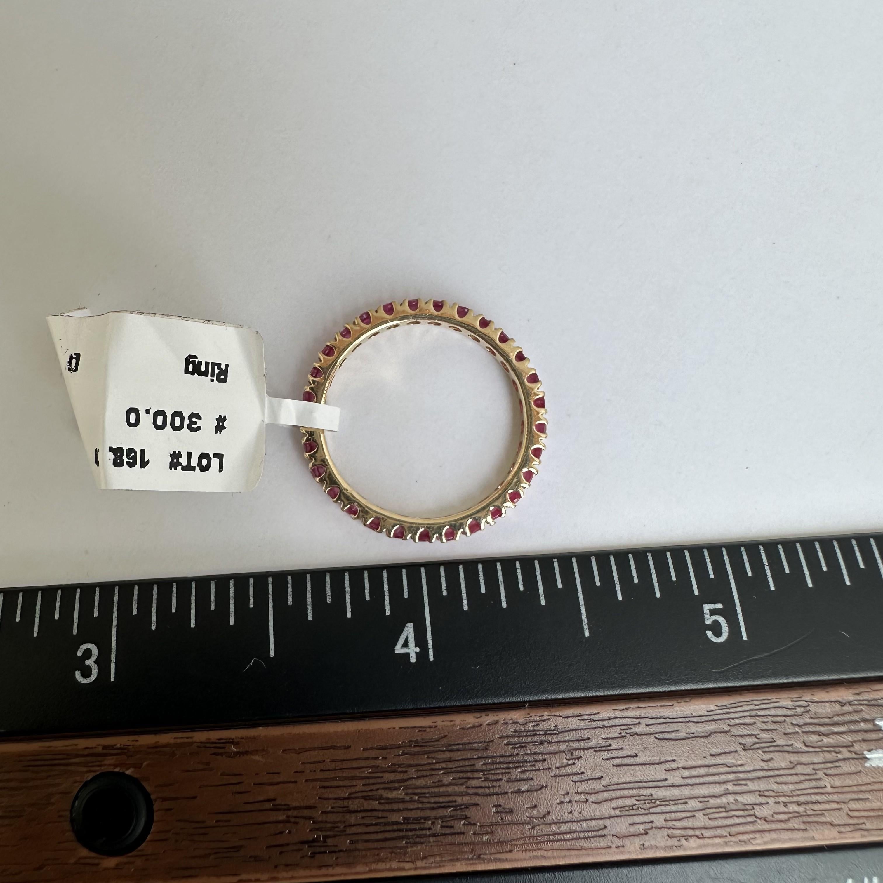 Anillo Eterno de Rubí en Oro Amarillo de 14kt - 0.98ctw, Talla 6.5, Estado Nuevo en Nuevo Estado en West Hempstead, NY