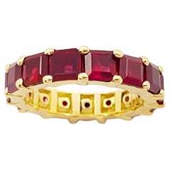 Anillo Eterno de Rubí engastado en Oro de 18K