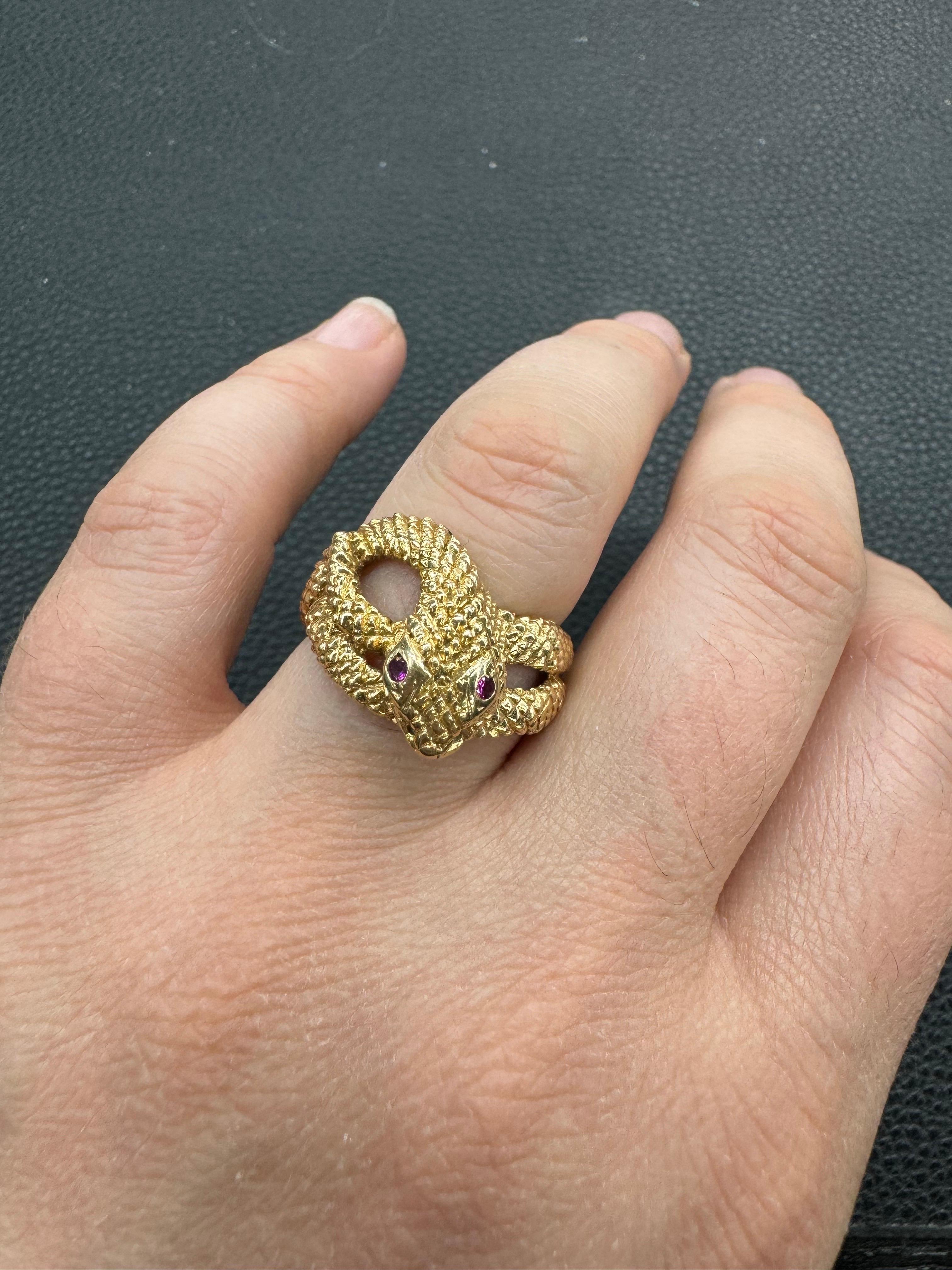 Ruby Eye Snake Wrap Band Ring 14 Karat Yellow Gold 11.6 Grams In Excellent Condition For Sale In New York, NY