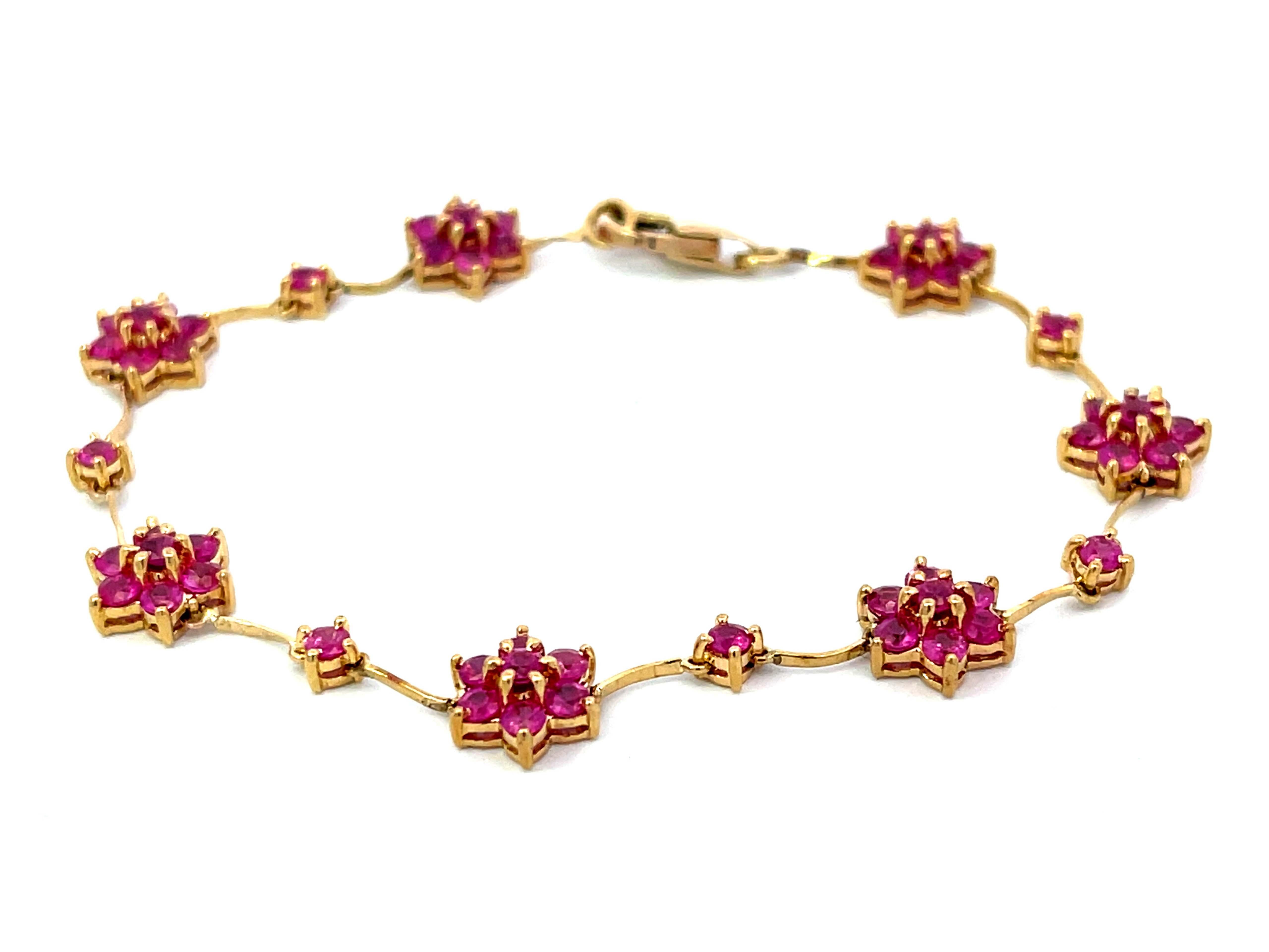 Modern Ruby Flower Bracelet in 18k Yellow Gold For Sale