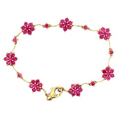 Vintage Ruby Flower Bracelet in 18k Yellow Gold