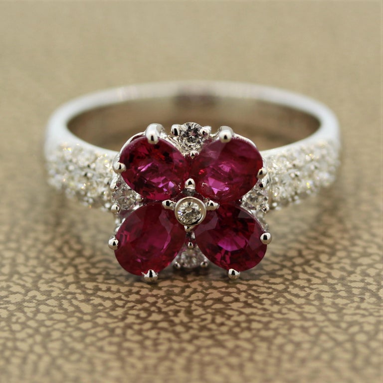 Ruby Flower Diamond Gold Ring For Sale at 1stDibs