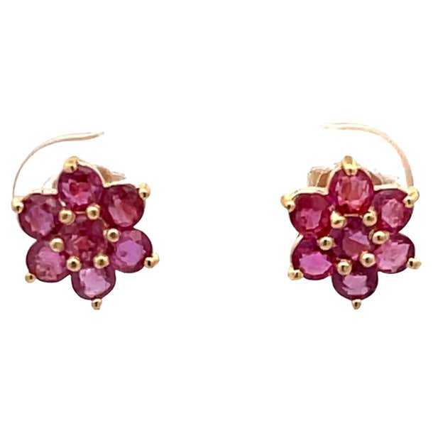 Ruby Flower Earrings in 14k Yellow Gold For Sale at 1stDibs