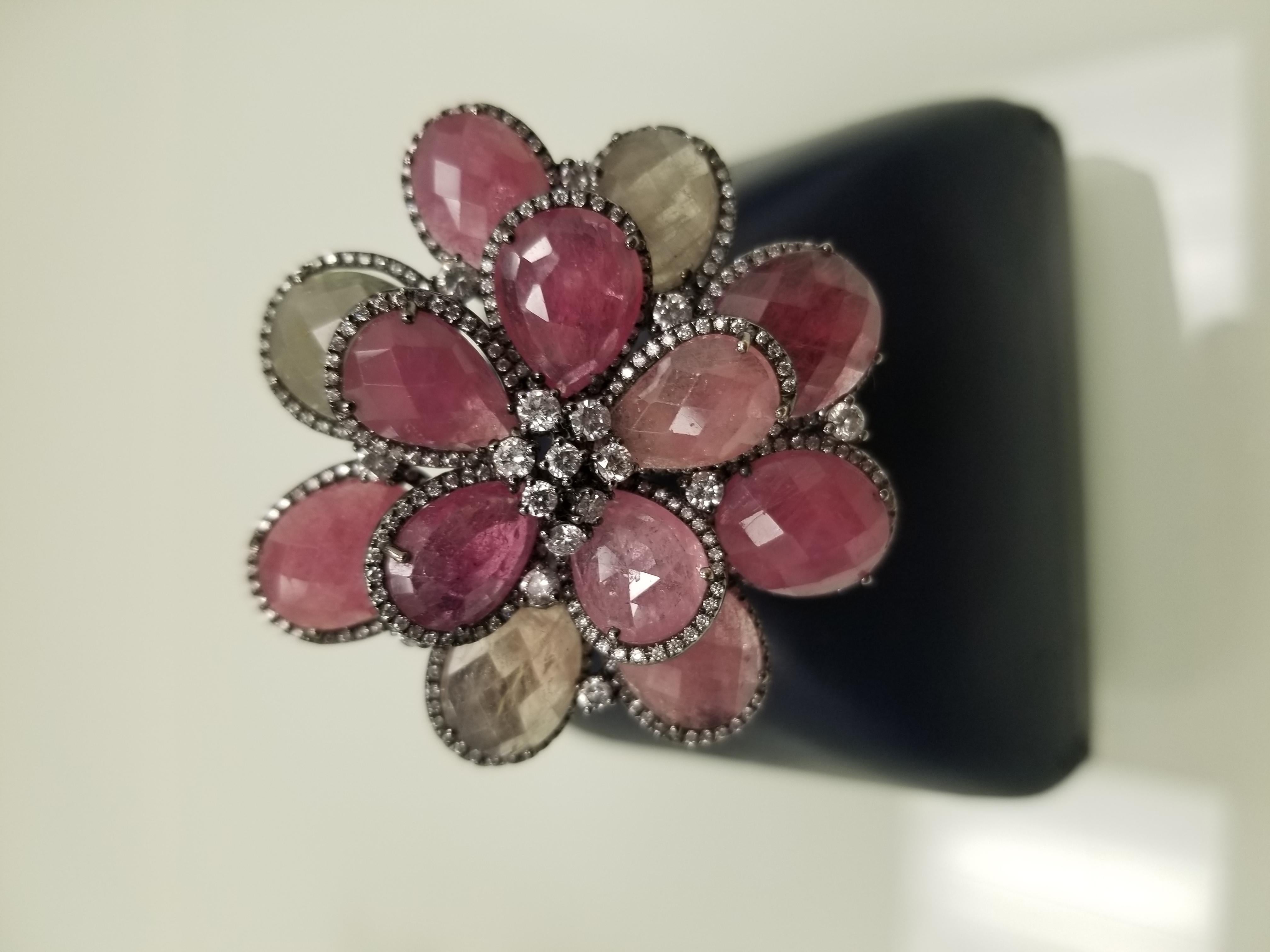 Ruby flower ring For Sale 1