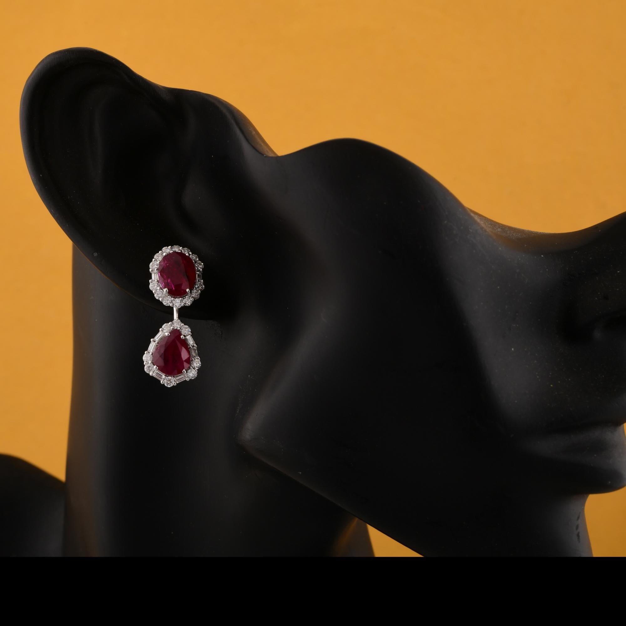Pendientes Colgantes de Rubí Diamante Oro Blanco 14 Kilates Joyería Fina Hecha a Mano Corte oval en venta