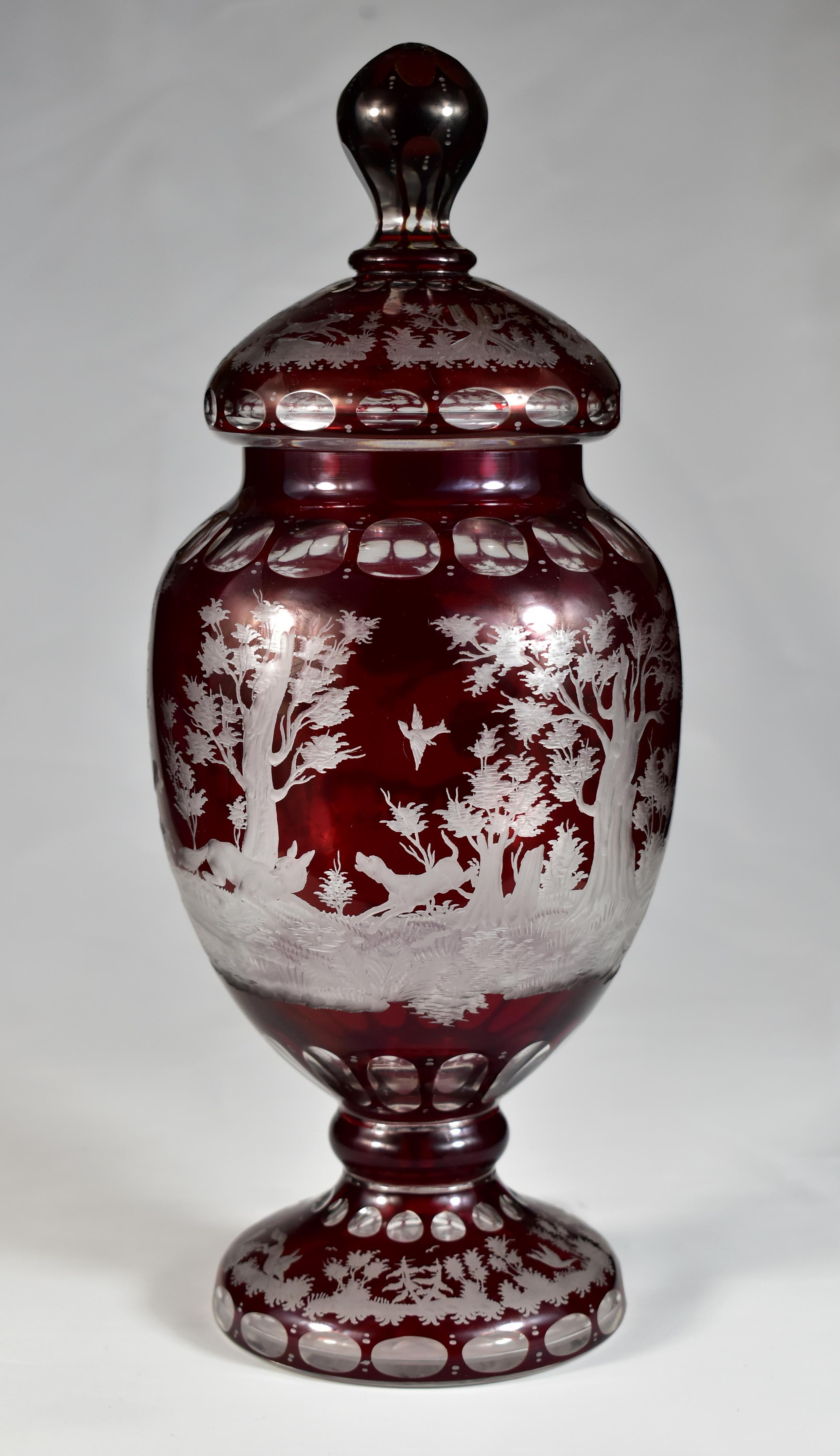Ruby Goblet, Ruby Lazure Engraved Hunting Motif Bohemian Glass 20th century In Good Condition For Sale In Nový Bor, CZ