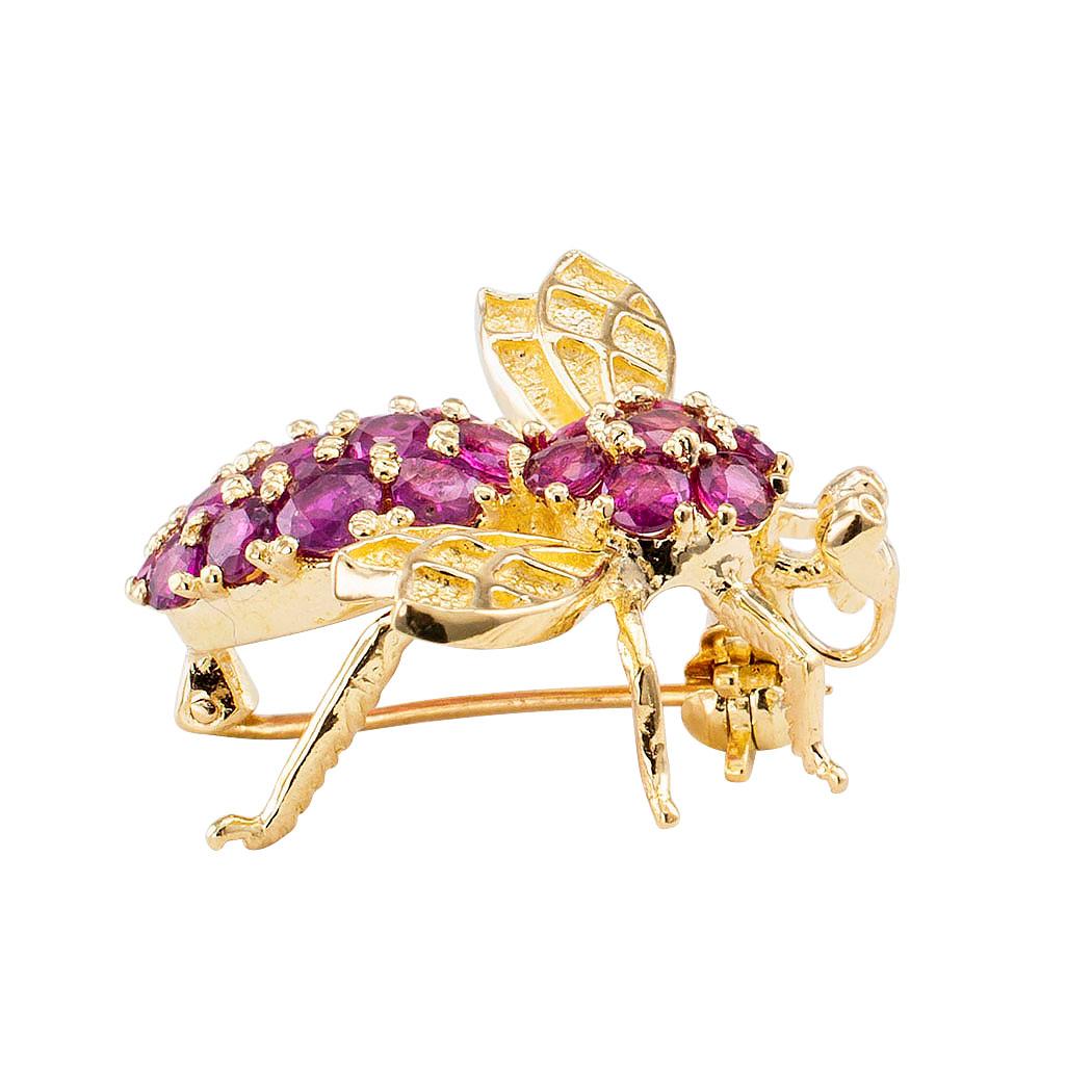 Round Cut Ruby Gold Bee Brooch