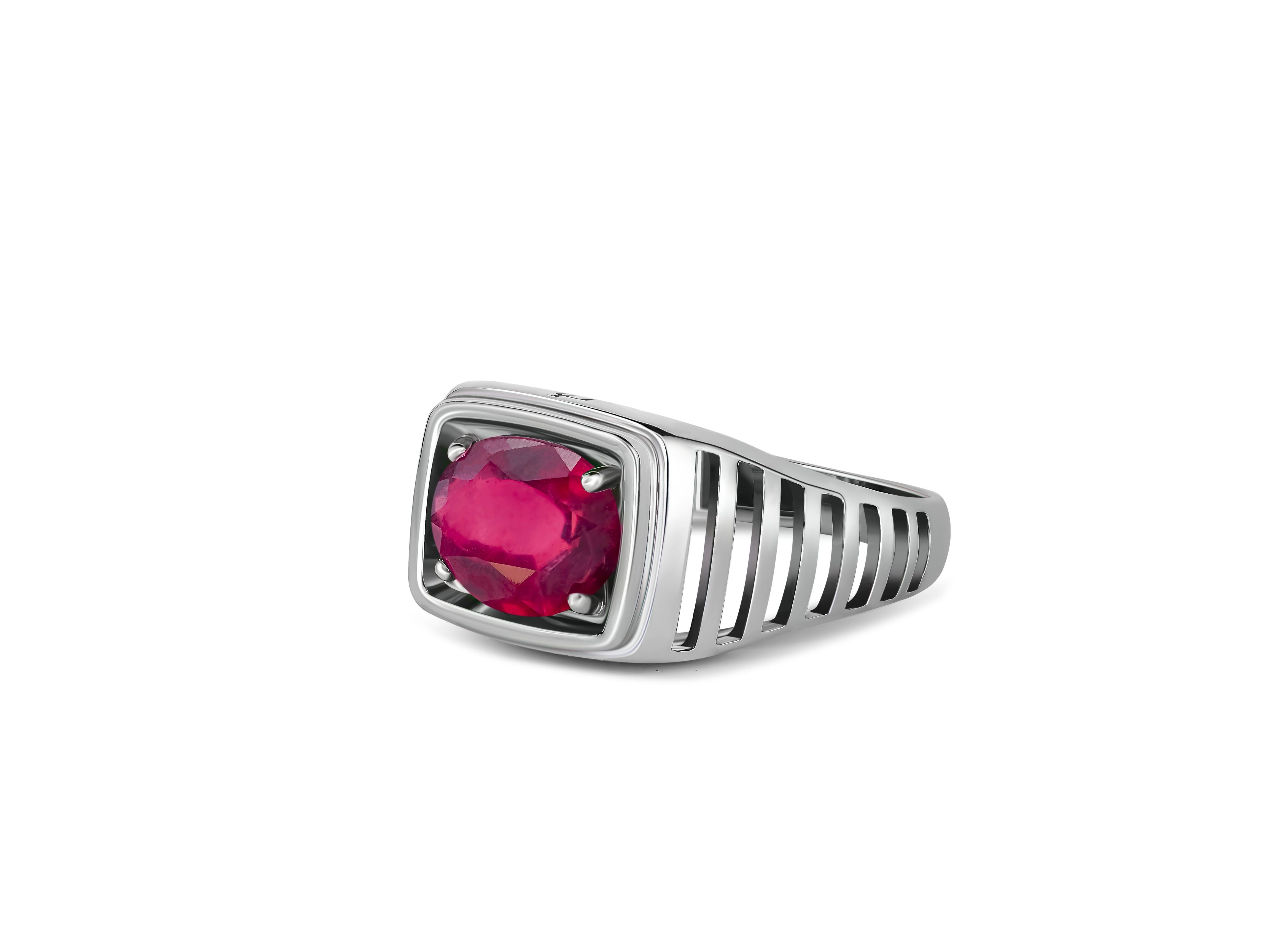 Modern Ruby gold ring.  For Sale