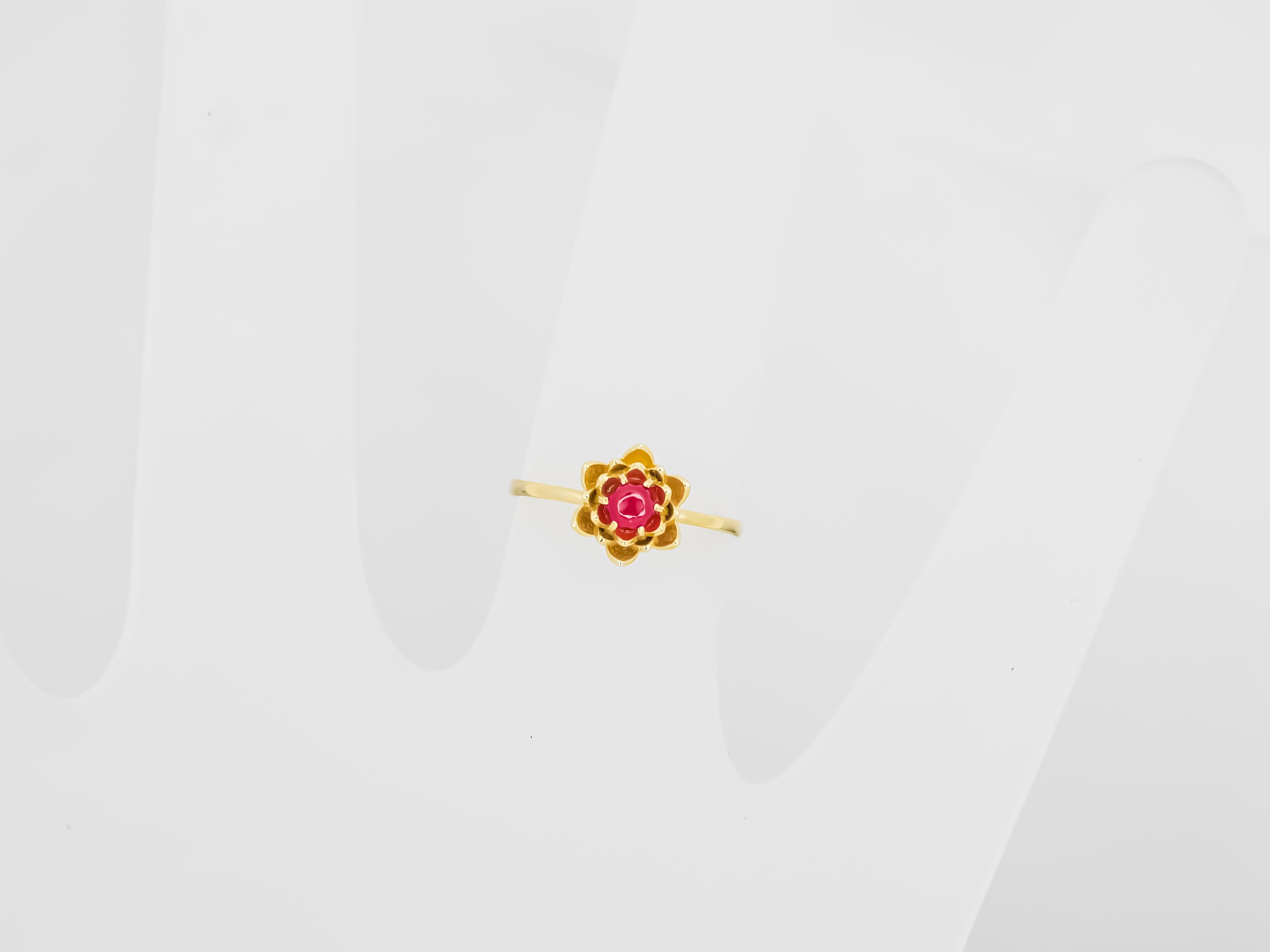 For Sale:  Ruby gold ring in 14k gold. Lotus flower ring. Ruby cabochon ring.   3