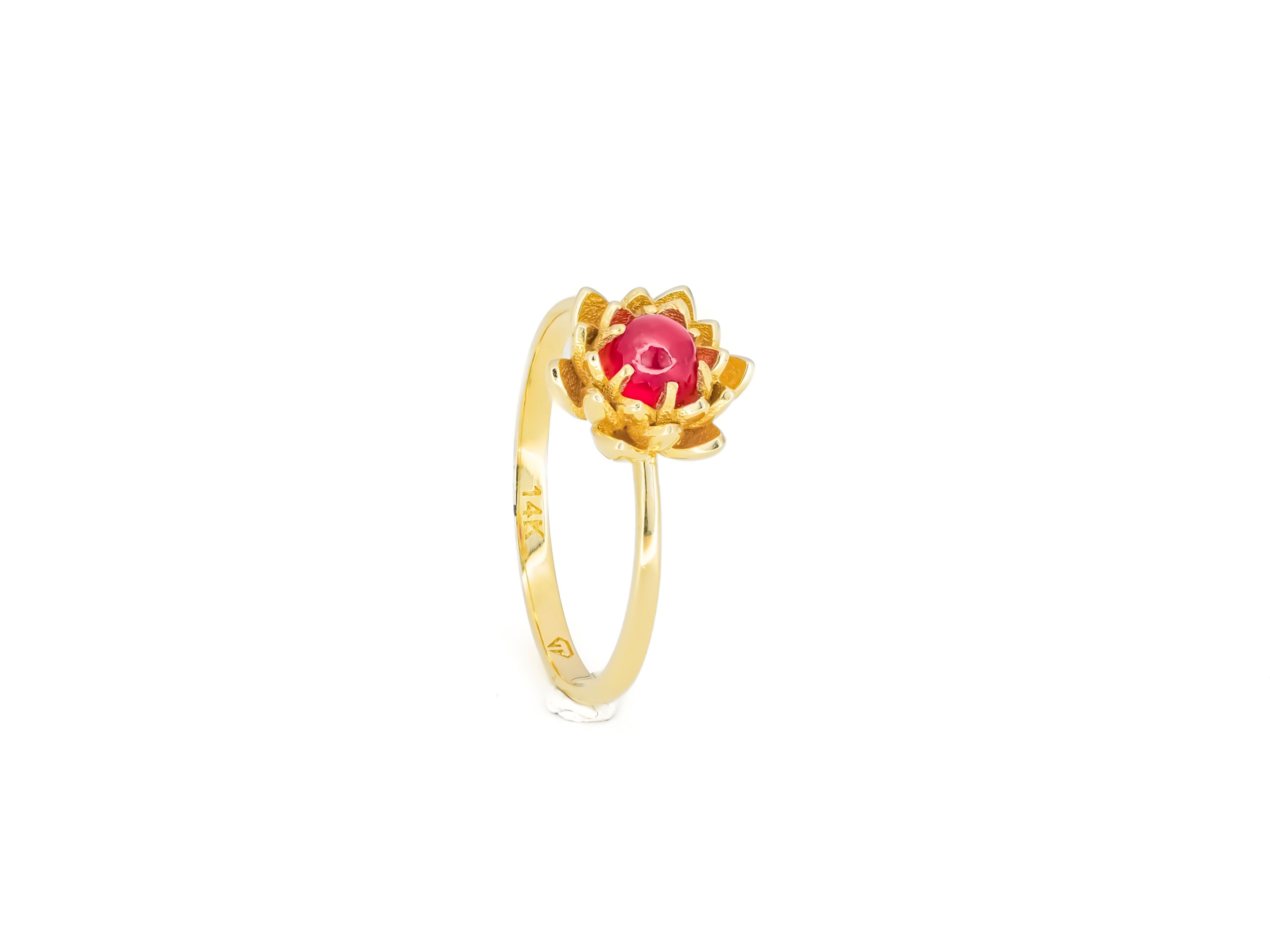 For Sale:  Ruby gold ring in 14k gold. Lotus flower ring. Ruby cabochon ring.   4