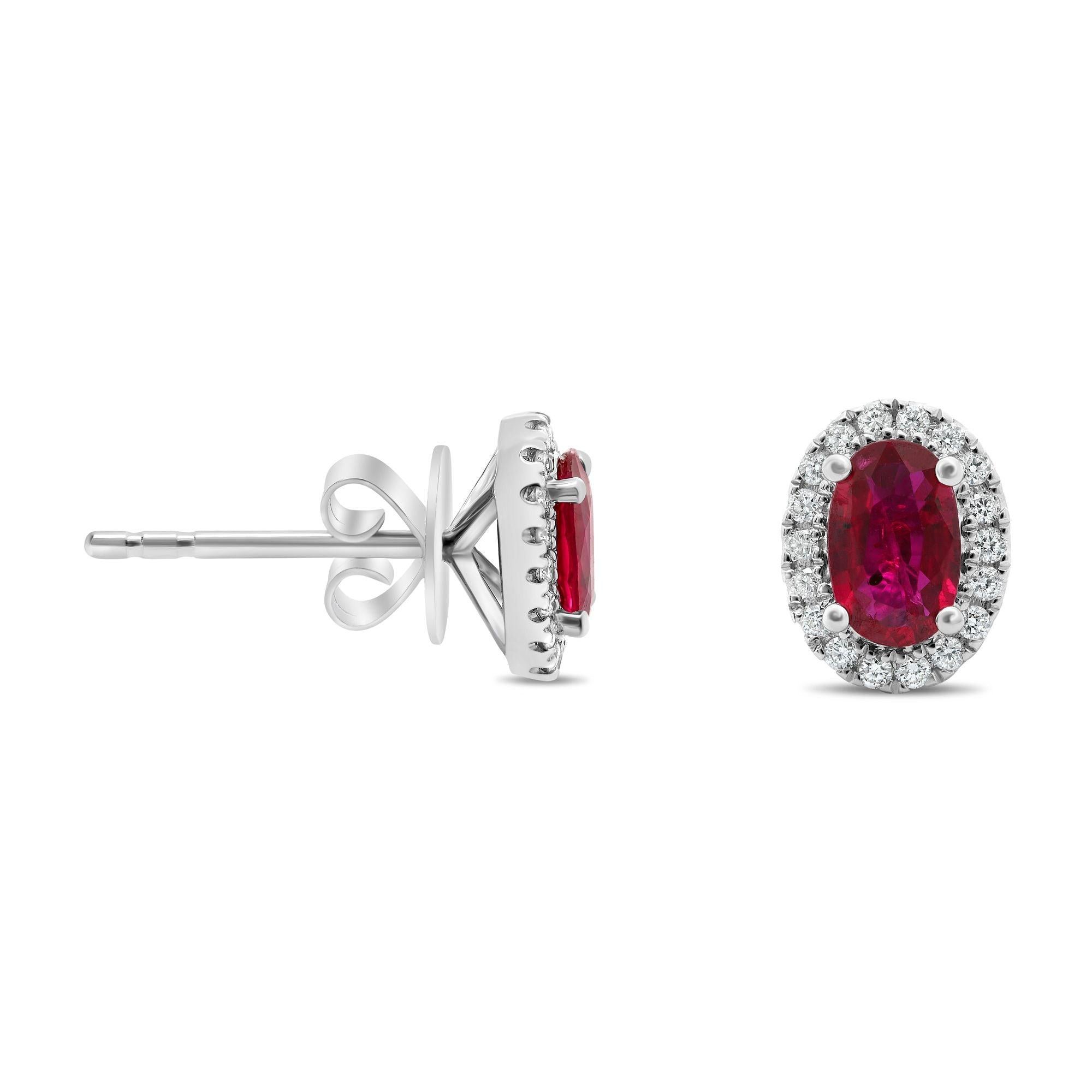 Ruby Halo Stud Earrings In New Condition For Sale In New York, NY