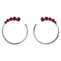 Rubin Hoop Ohrringe aus 18K Weißgold