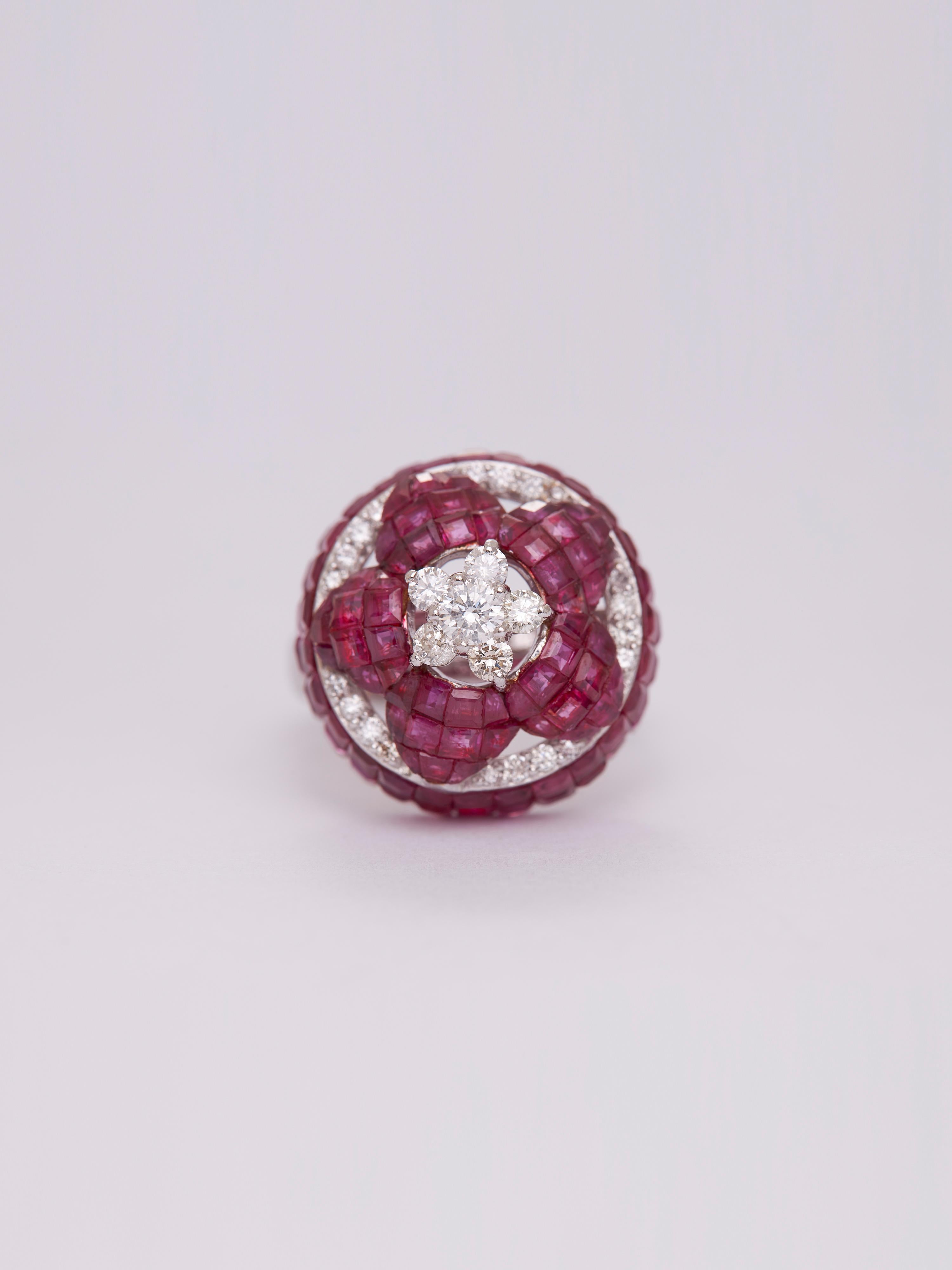 Total wt-8.420gm, Gold 14KT-6.384gm, Natural Diamonds Round-26/0.62cts,Ruby-190/9.56cts
