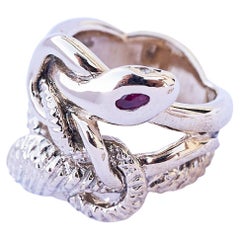 Bague cocktail en forme de serpent J Dauphin en bronze avec rubis, émeraude marquise et diamant blanc