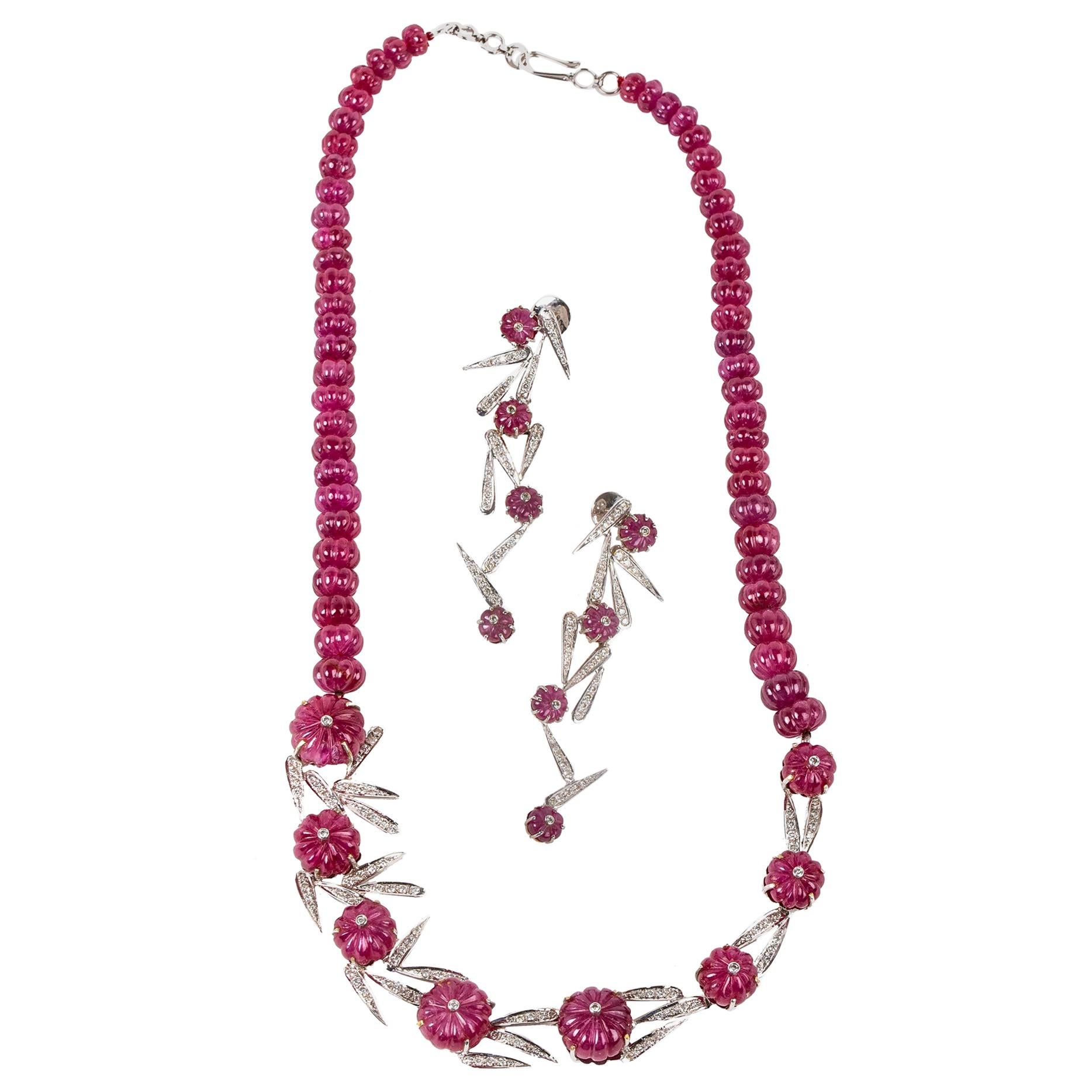 Ruby Melon Carved Necklace with Matching Earrings For Sale
