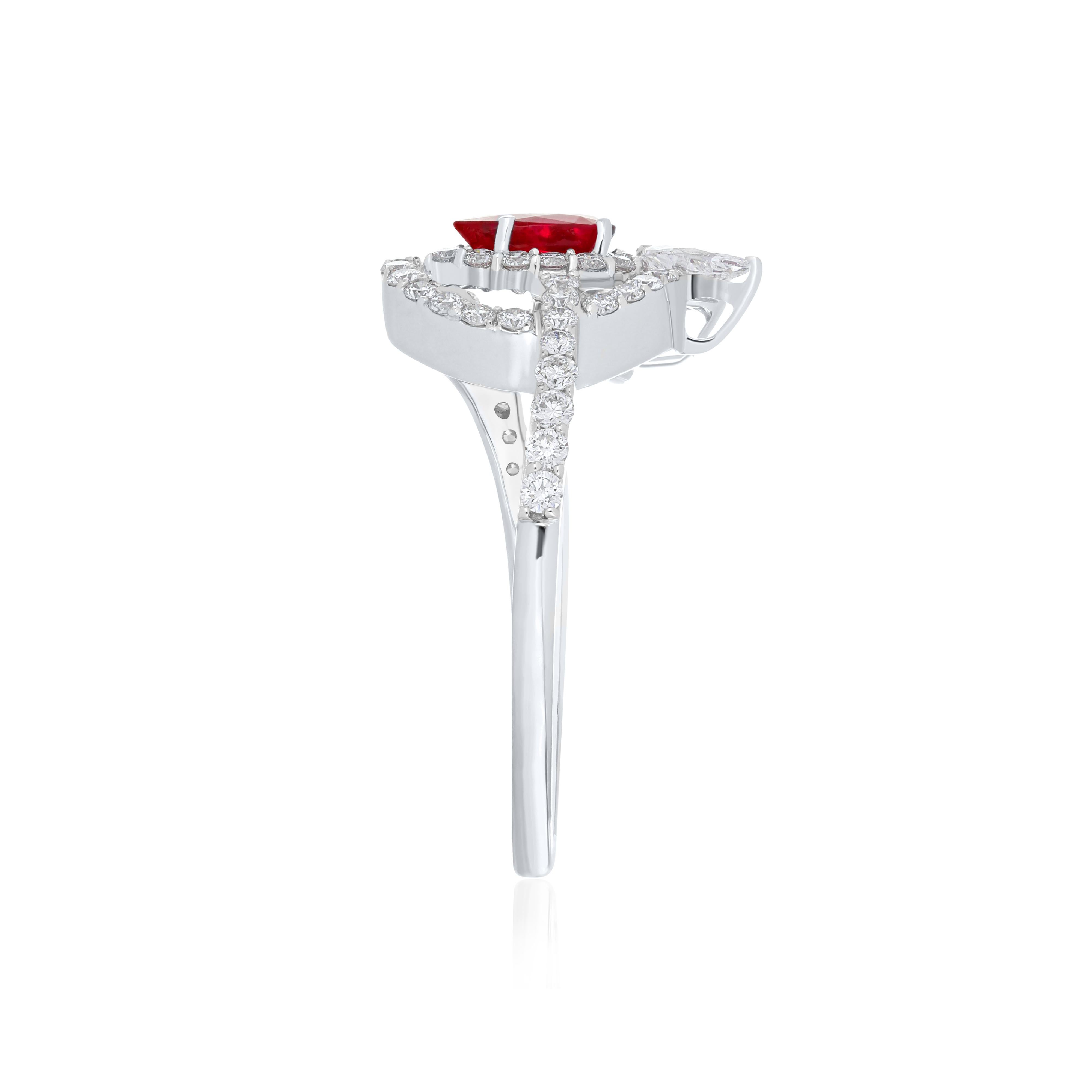 Ruby Mozambique and Diamond Studded Ring in 18 Karat White Gold For Sale 2