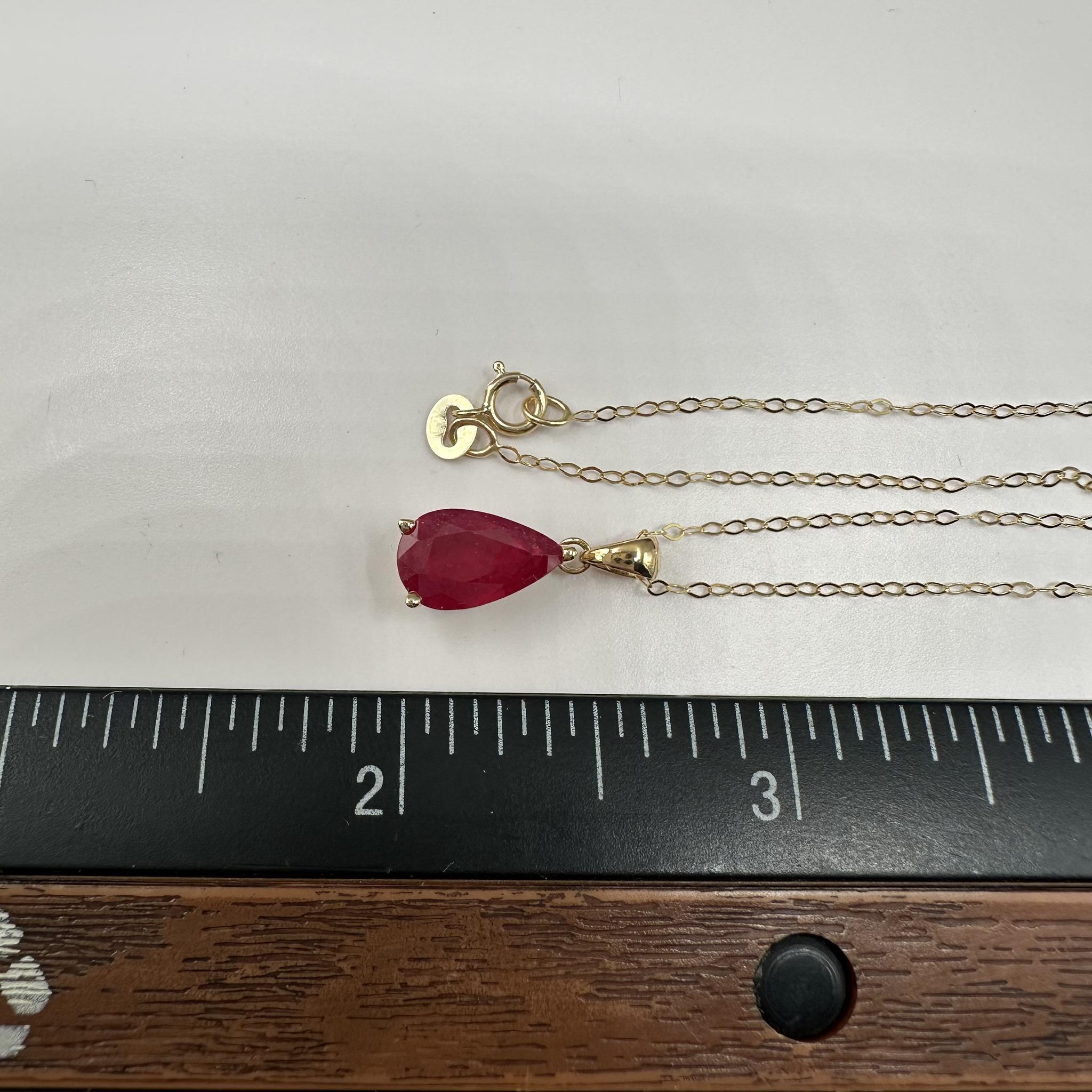 Collier de rubis en or jaune 14kt - 1.97ct, 18in, New Unisexe en vente