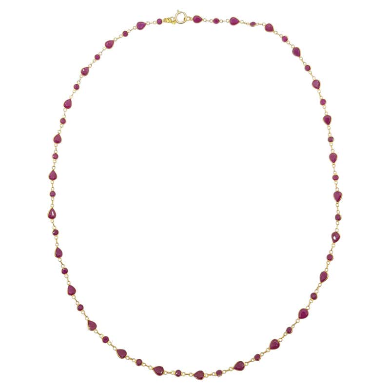 Ruby Necklace Set in 18 Karat Gold Settings For Sale at 1stDibs ...