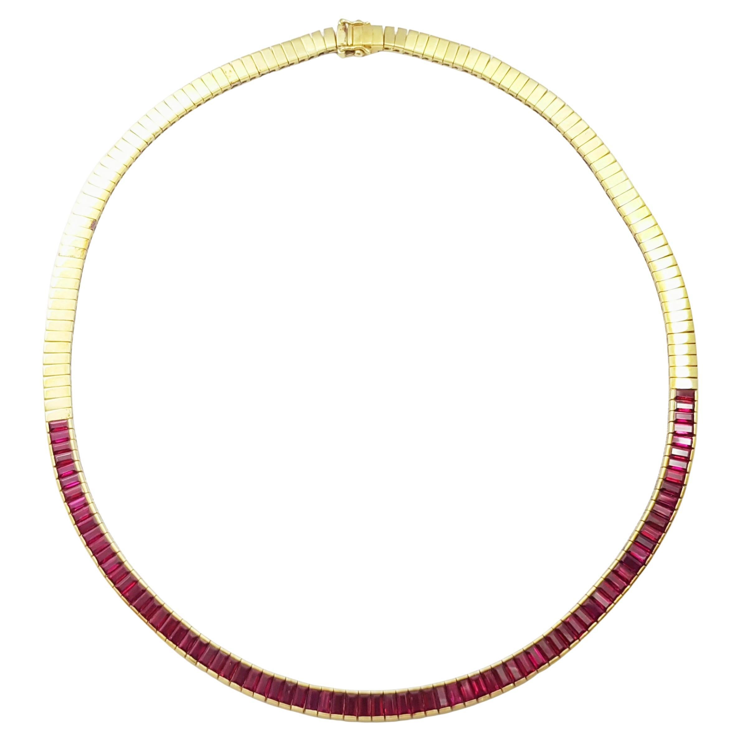 Collar de rubíes engastados en oro de 18 quilates
