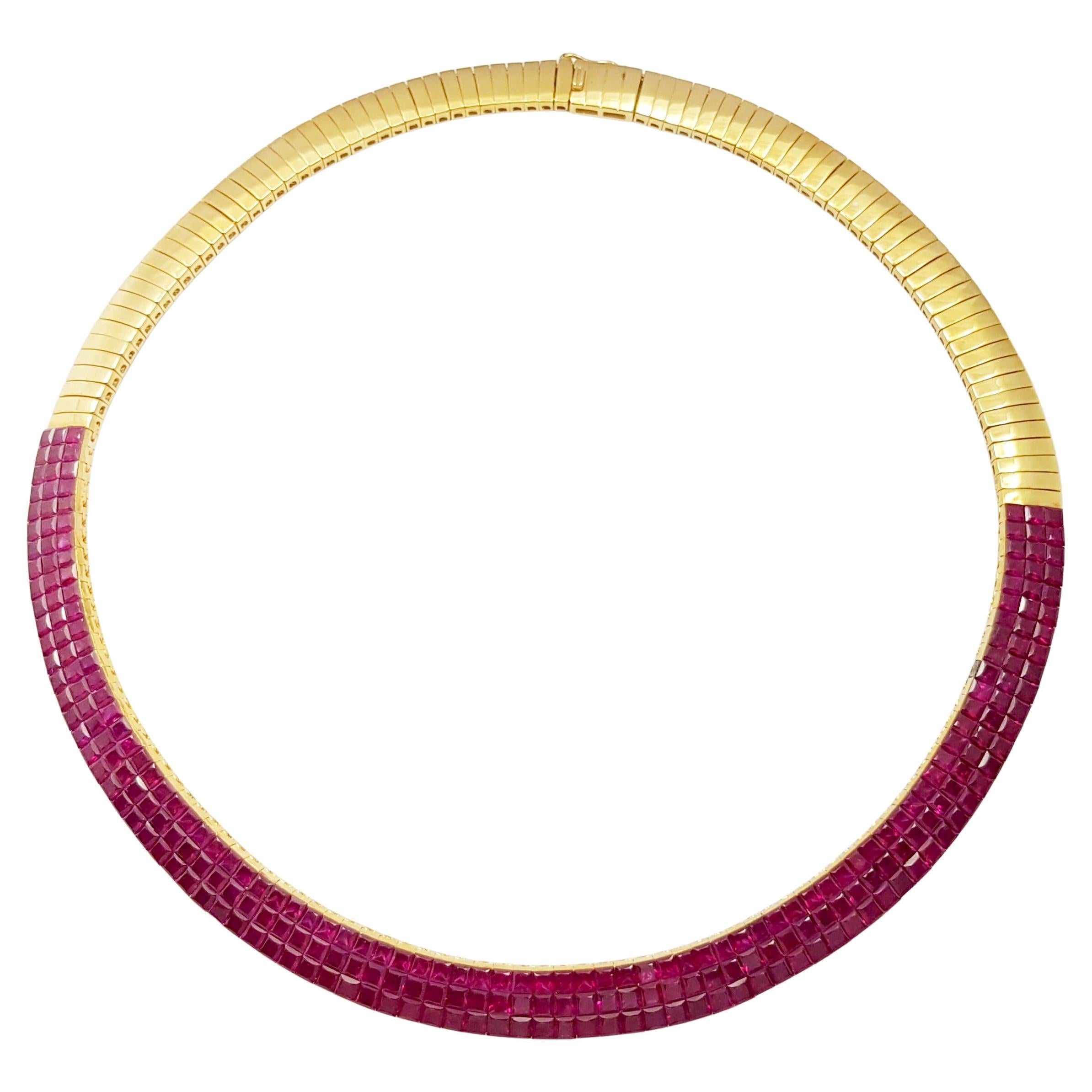 Collar de rubíes engastados en oro de 18 quilates