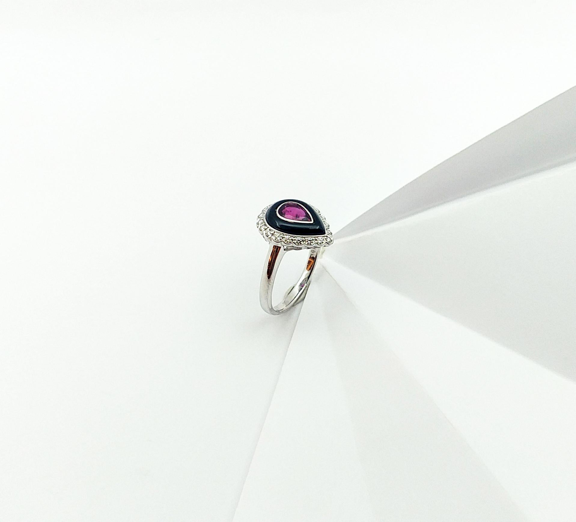 Women's Ruby, Onyx and Diamond Ring Set in 18 Karat White Gold Settings For Sale