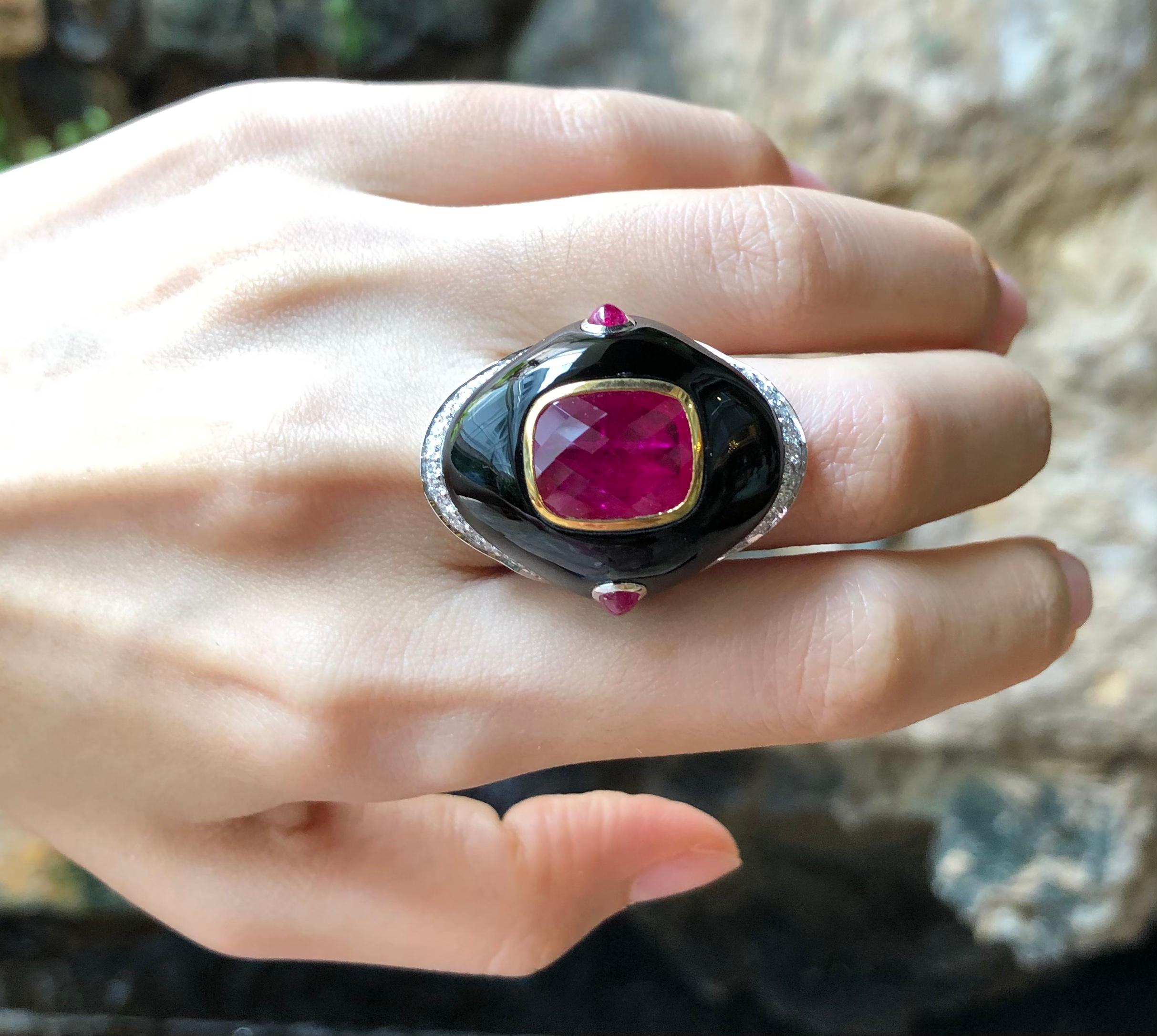 Mixed Cut Ruby, Onyx, Cabochon Ruby with Diamond Ring Set in 18 Karat White Gold Settings For Sale