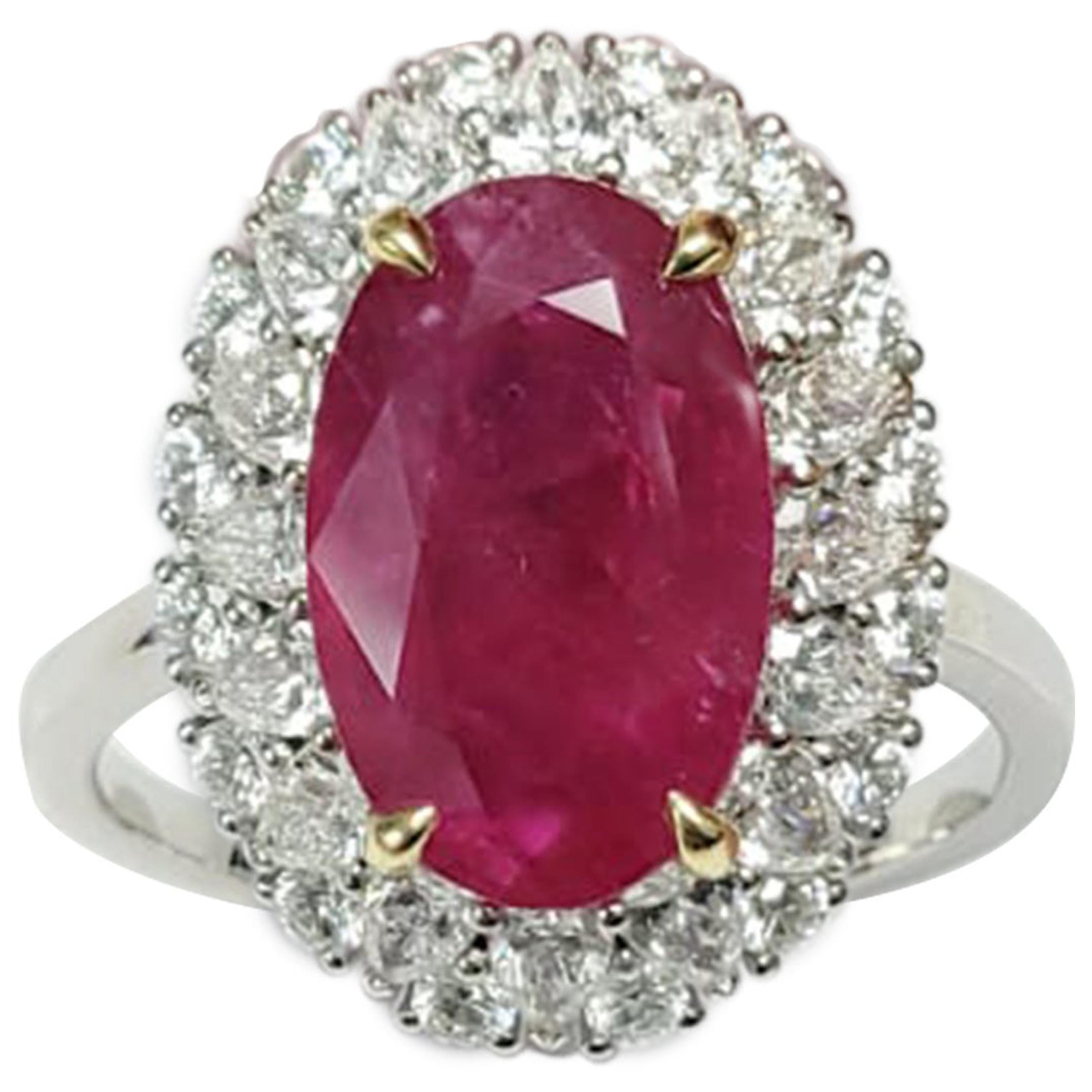 9.90 carats Ruby Oval & Diamond Brilliant Cut Cocktail Ring, GIA Certified For Sale