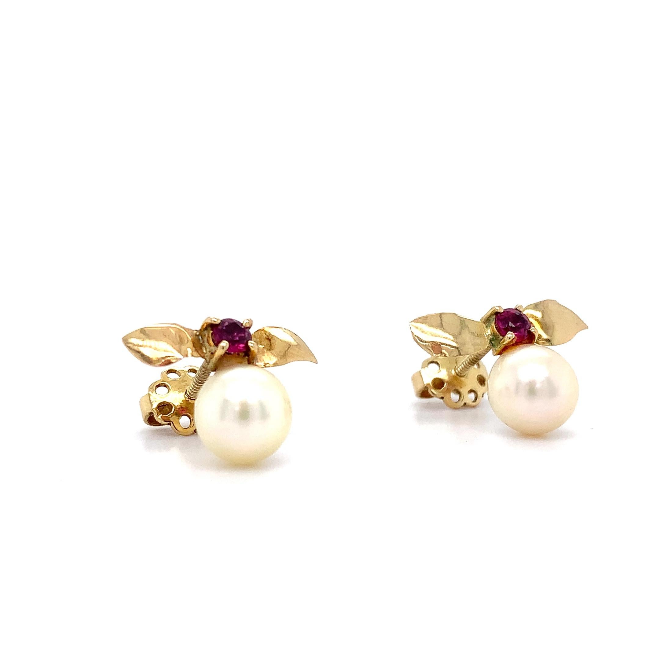 Women's Ruby pearl studs earrings 18ct yellow gold For Sale