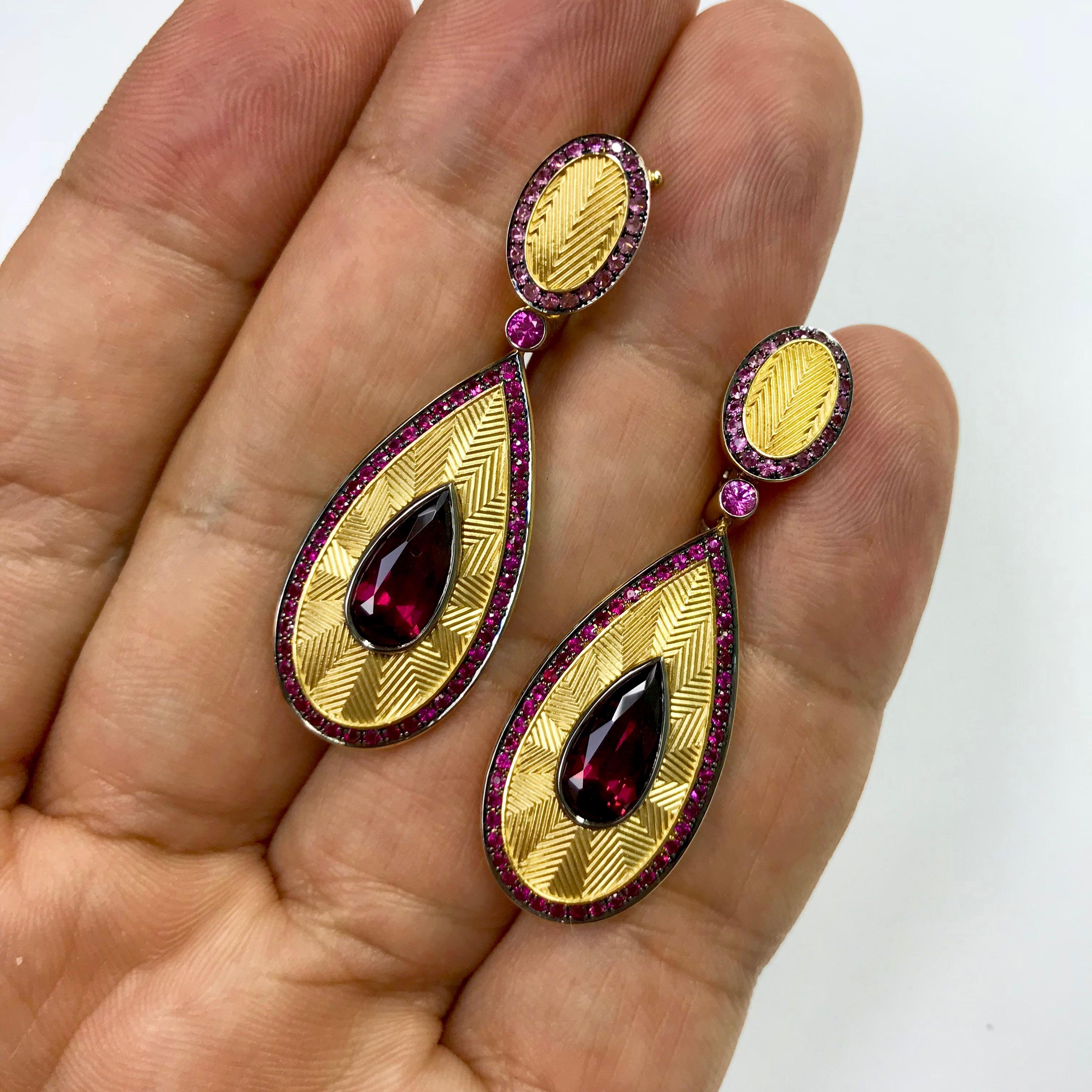 Ruby Pink Sapphire Rhodolite Garnet 18 Karat Yellow Gold Classical Earrings In New Condition For Sale In Bangkok, TH
