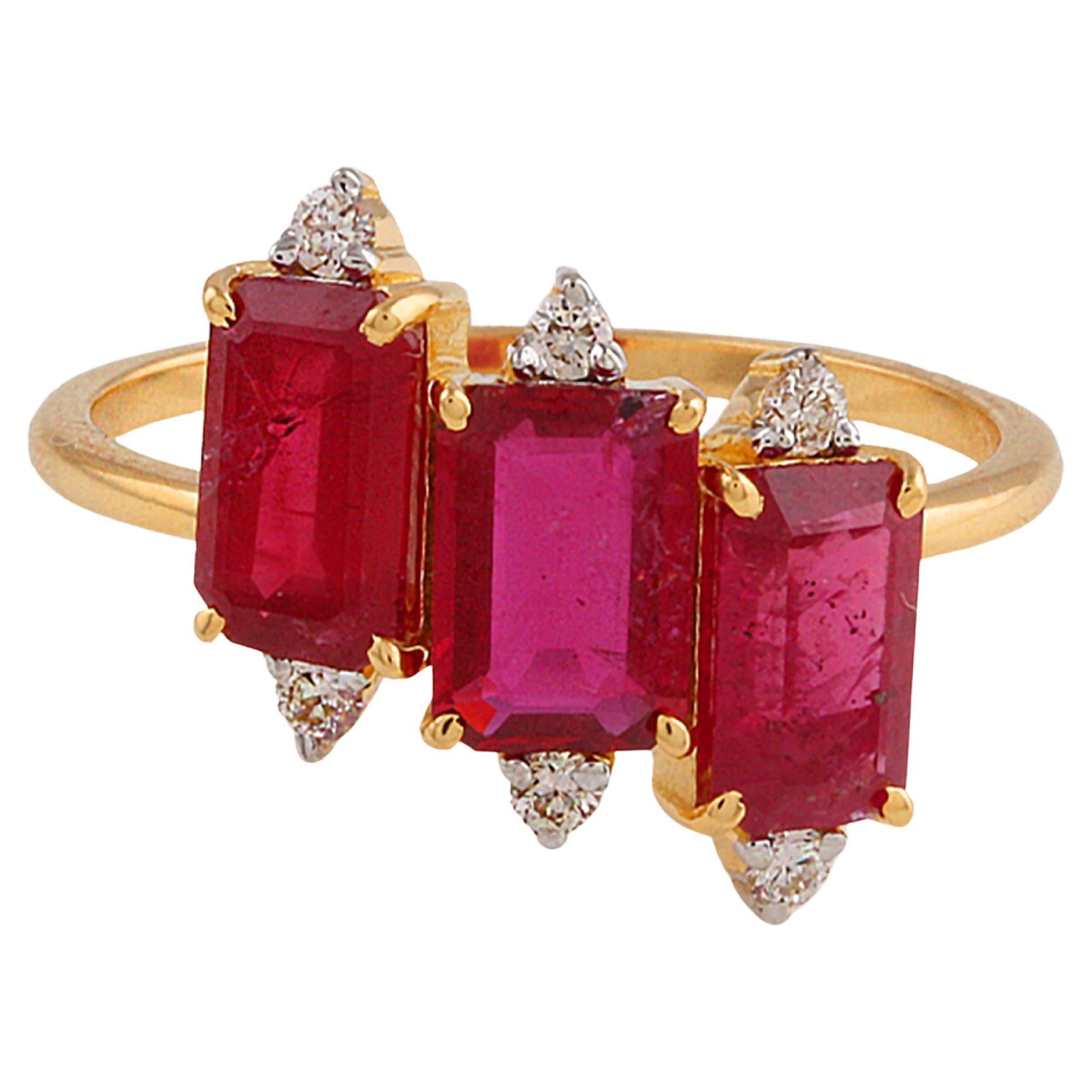 Ruby Rectangle & Diamond Round Ring In 18K Yellow Gold For Sale