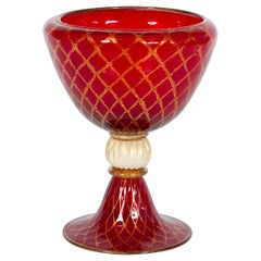 Cuenco rojo rubí con acabados de oro de 24 quilates en vidrio soplado de Murano, años 90, Italia
