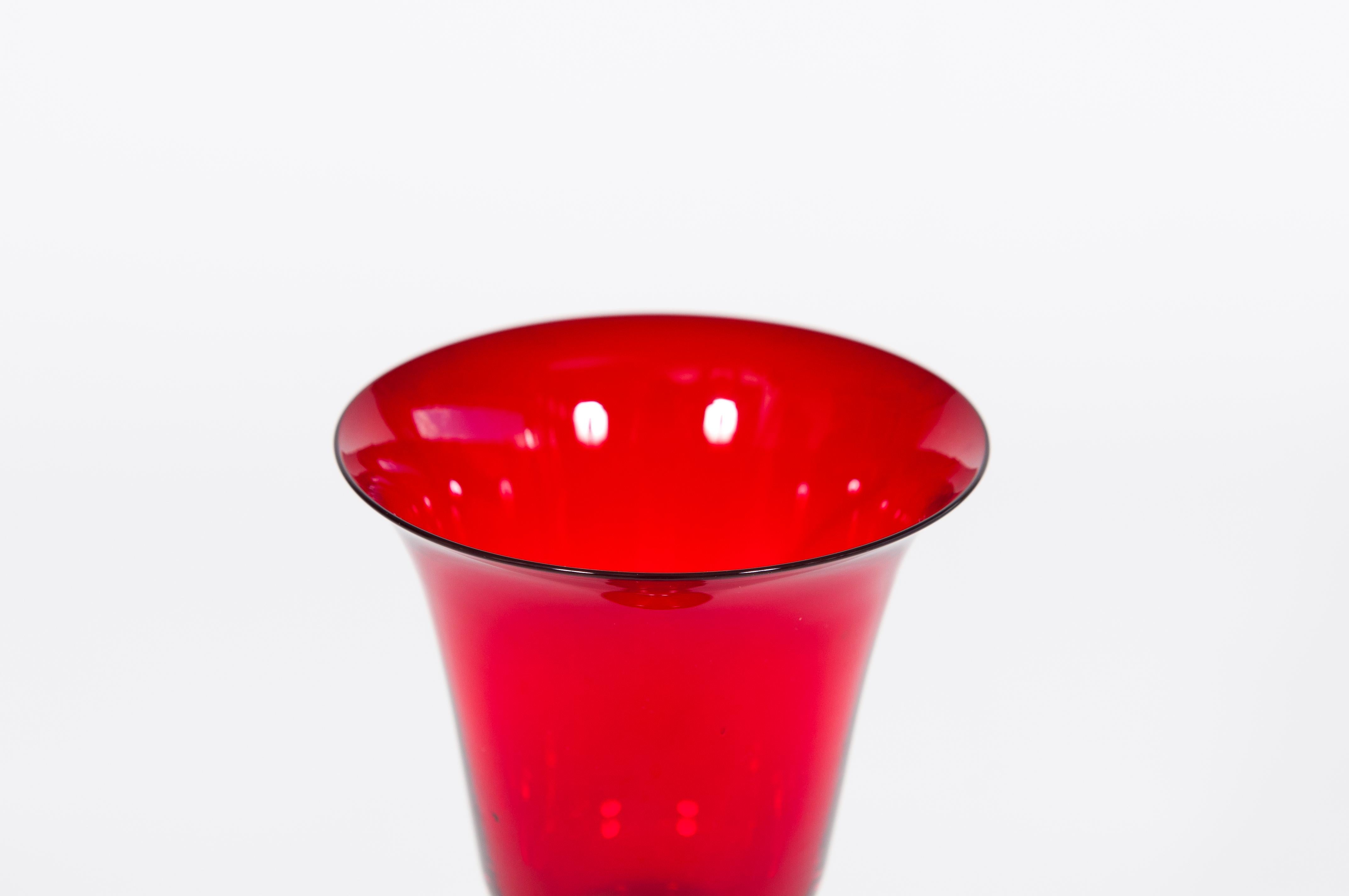 Ruby Red Murano Glass Chalice with Intricate White Net Stem, Italy, Circa 1980s For Sale 6