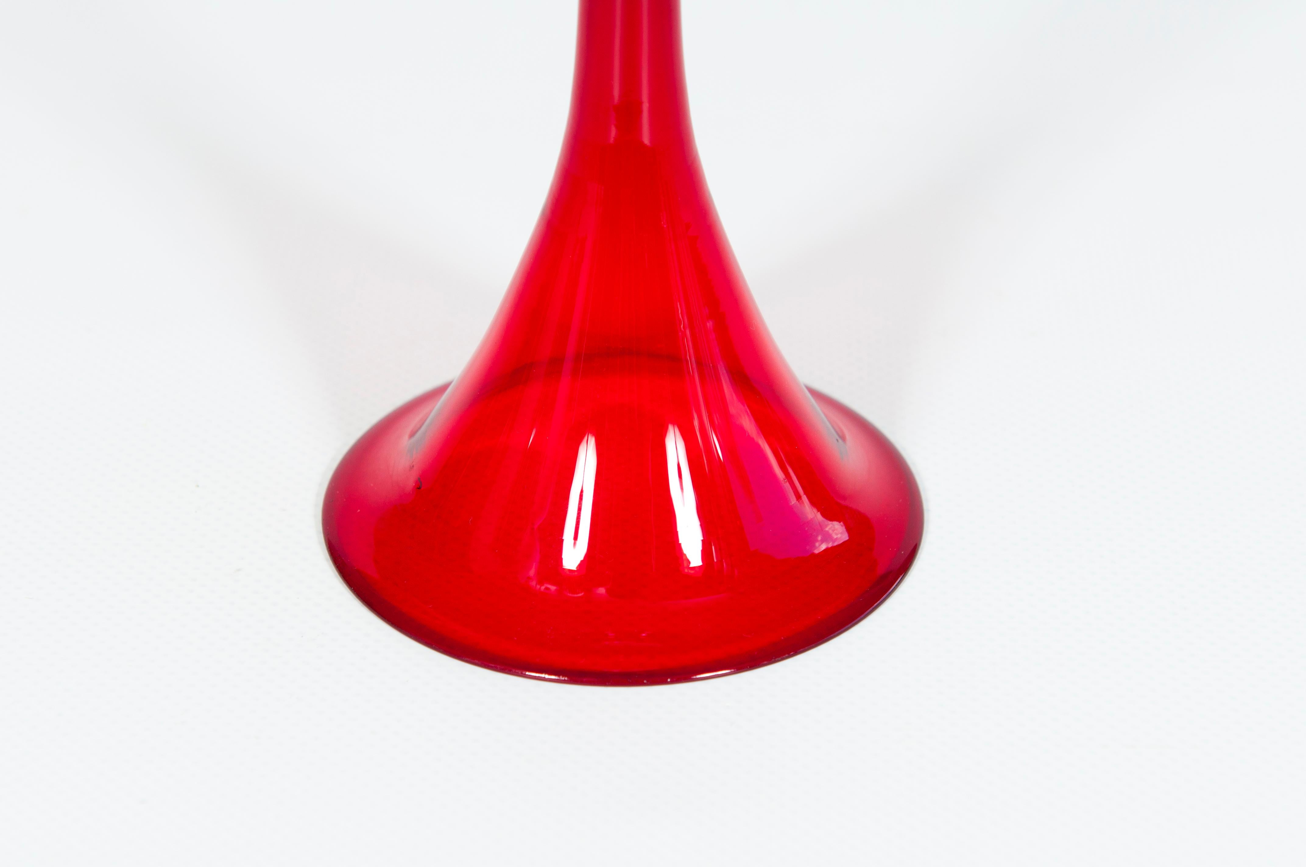Ruby Red Murano Glass Chalice with Intricate White Net Stem, Italy, Circa 1980s For Sale 7