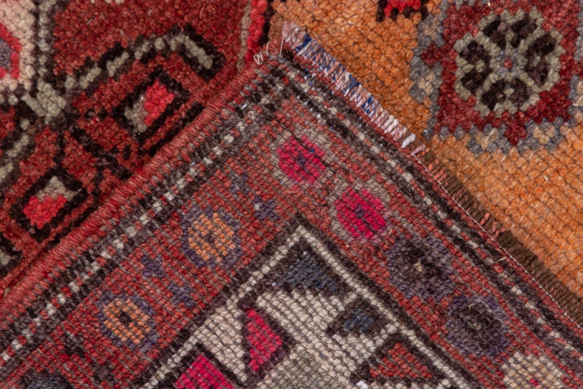 Lana Runner Oushak rosso rubino in vendita