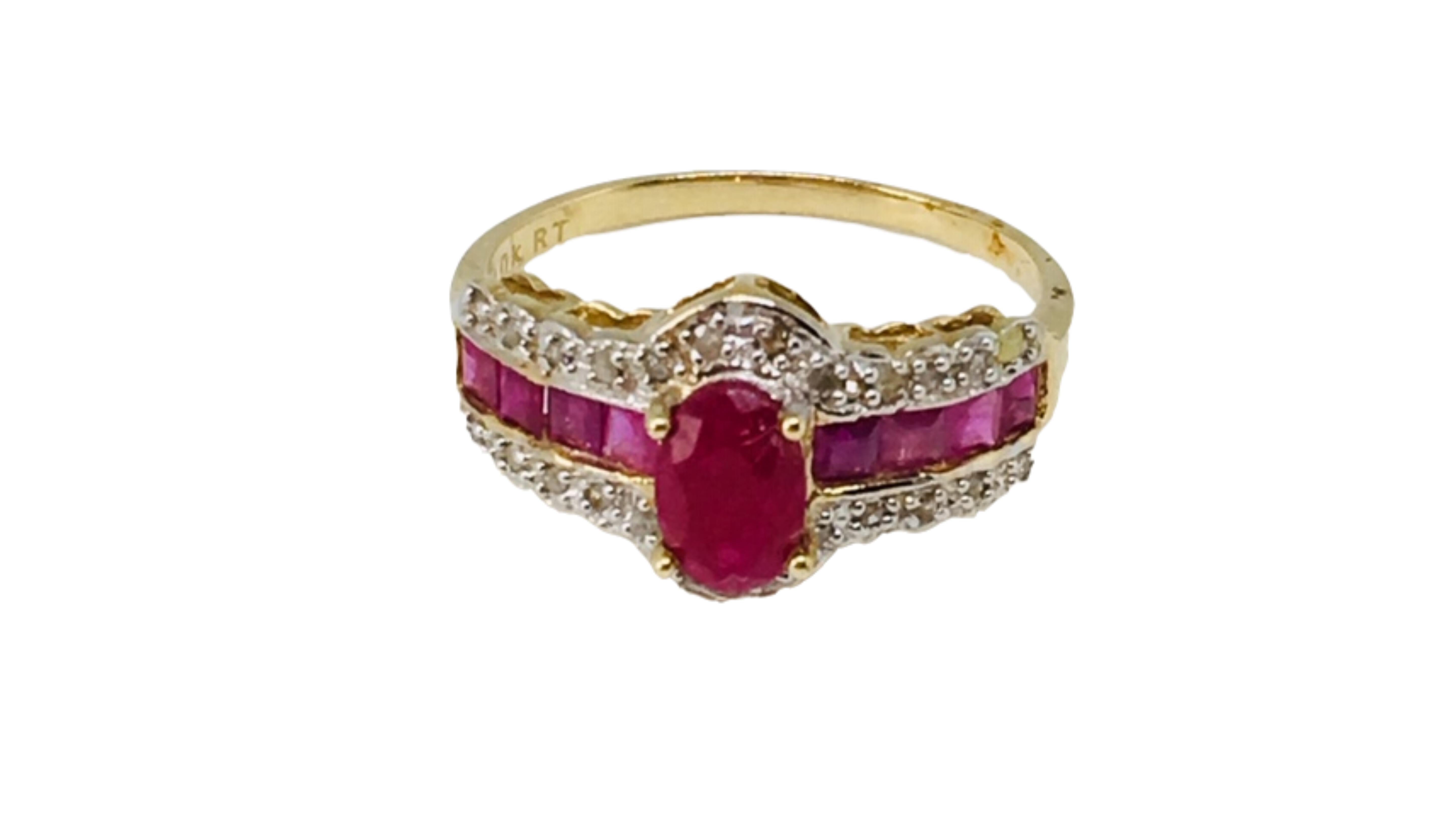 Oval Cut Ruby Ring 14 Karat Yellow Gold For Sale