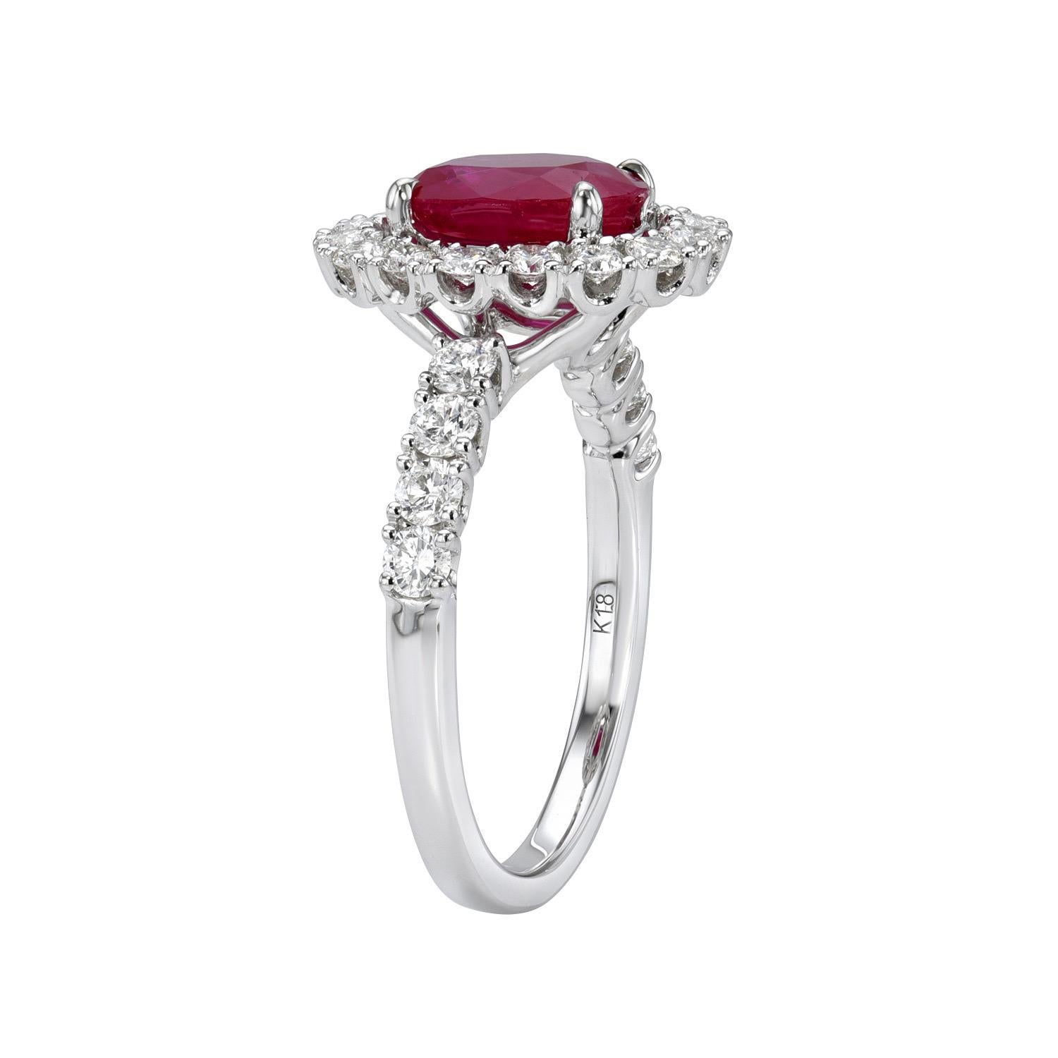 Gorgeous 2.14 carat Ruby oval 18K white gold ring, decorated with round brilliant diamonds totaling 0.86 carats.
Ring size 6.5. Resizing is complementary upon request.
Returns are accepted and paid by us within 7 days of delivery.