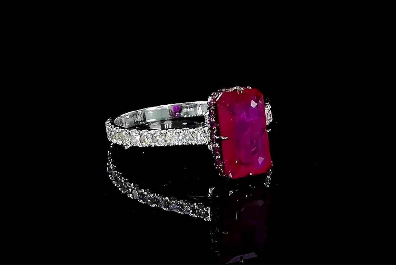 Rubin-Ring (Smaragdschliff) im Angebot