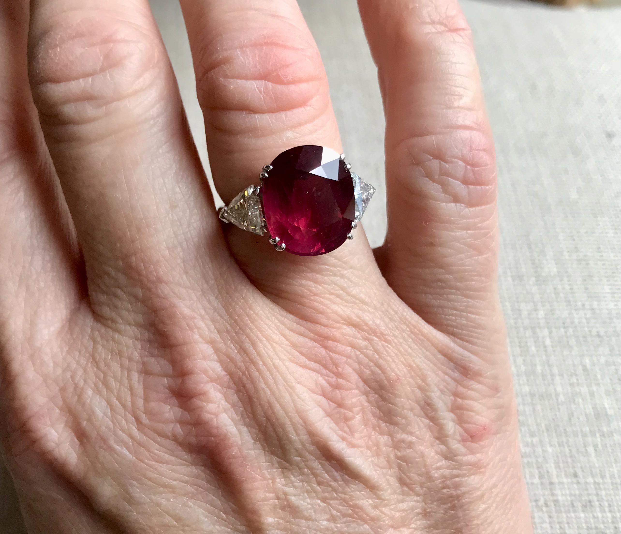 Women's Ruby Ring Ruby 11, 4 Carat in 18 Carat White Gold and Diamonds