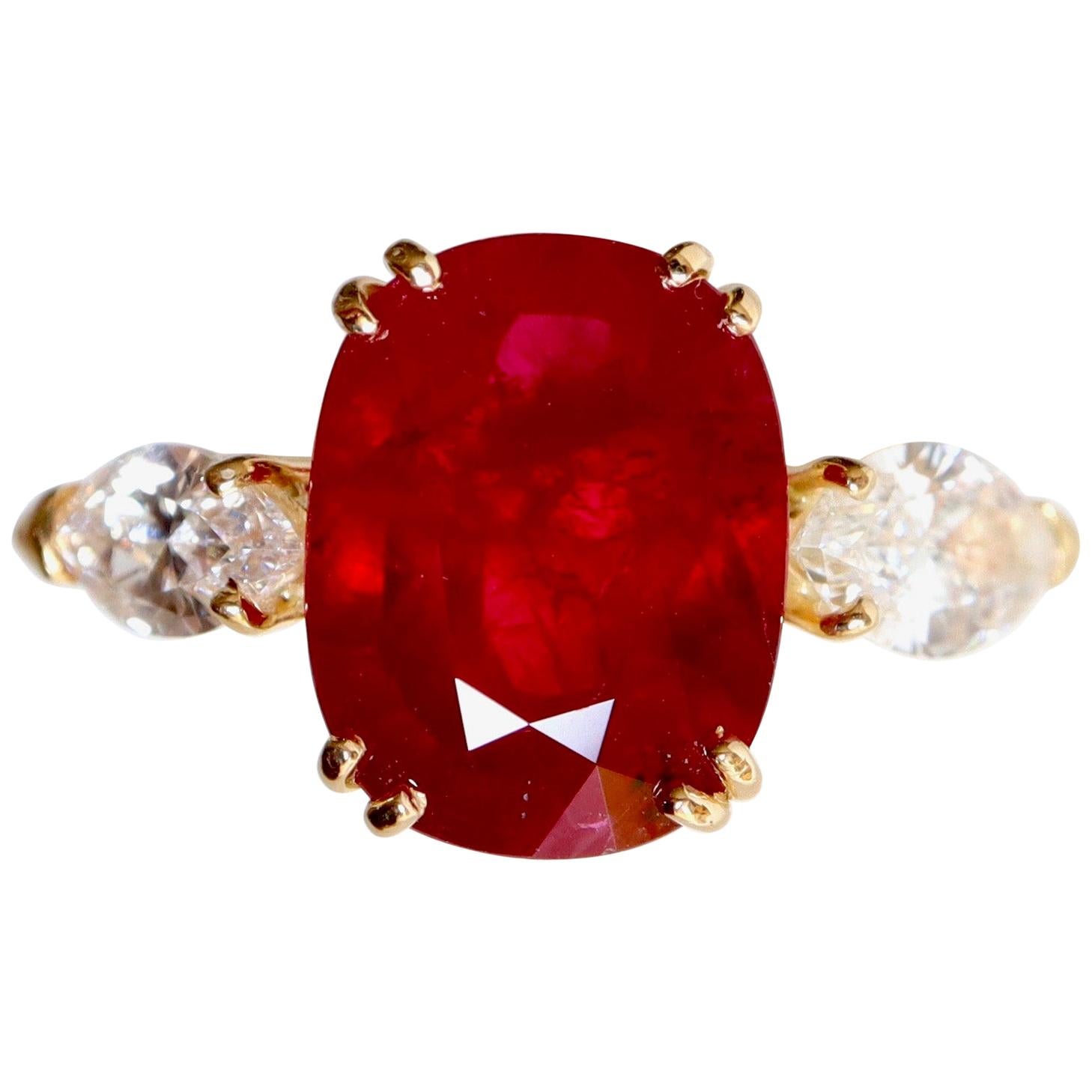 Bague en or jaune 18 carats, diamants et rubis 5,01 carats